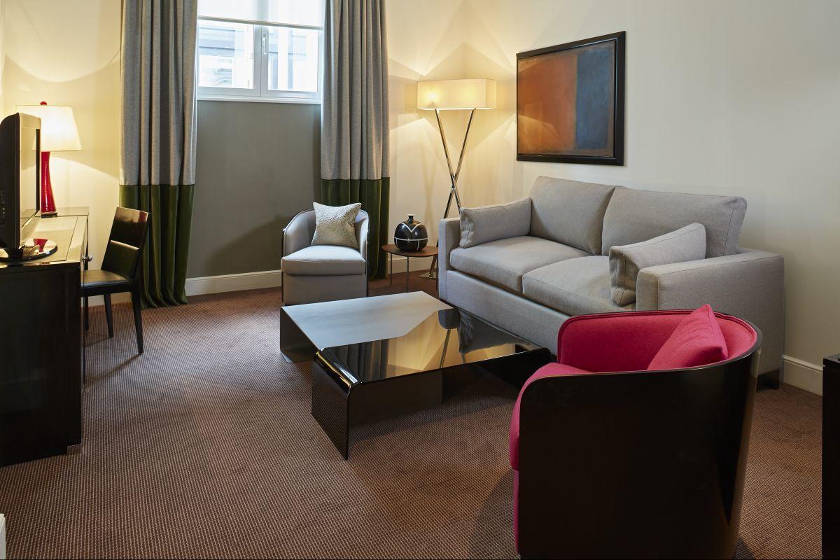 Sofitel St 5* Londen