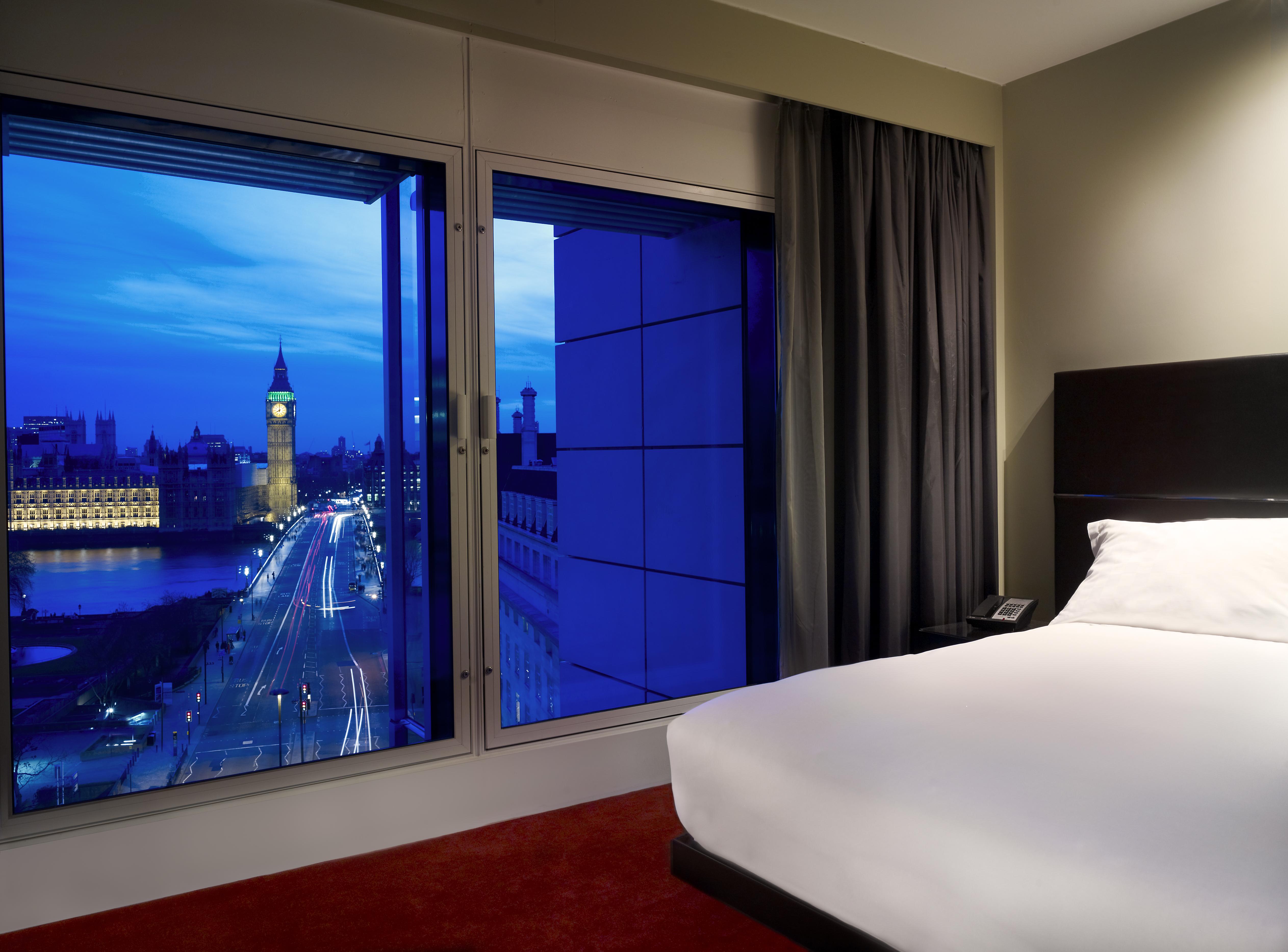 Park Plaza Westminster Bridge Hotel 4*