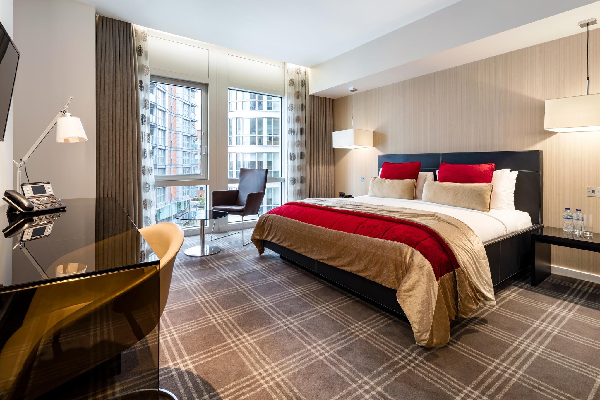 Radisson Blu Hotel, Canary Wharf East Hotel 4*
