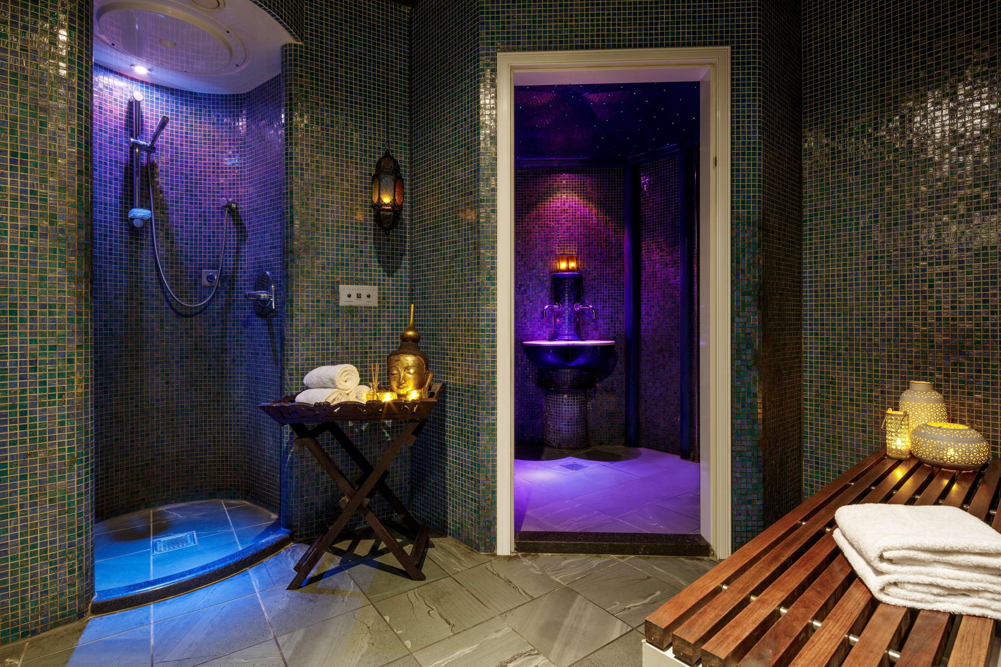 Hotell Radisson Blu Hotel, Canary Wharf East 4*