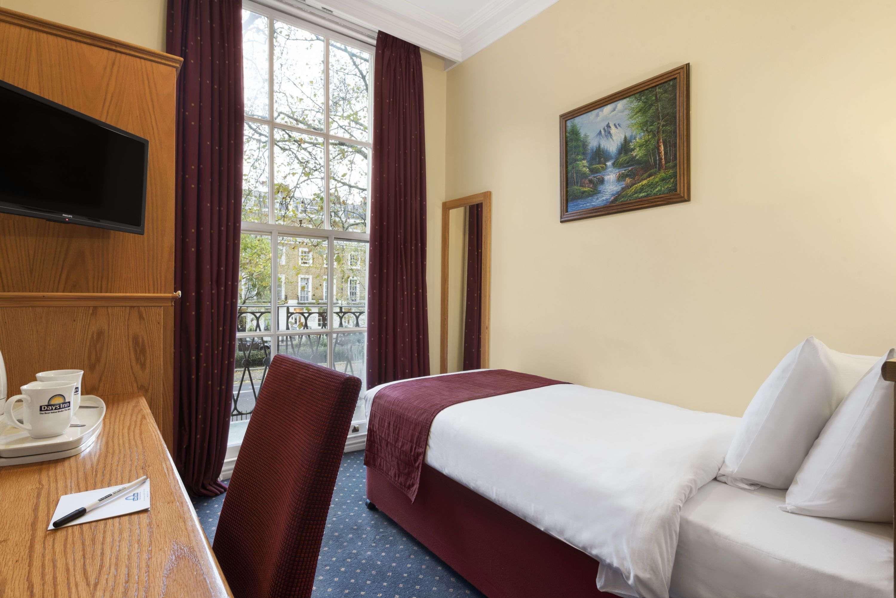 Hotel Days Hyde Park