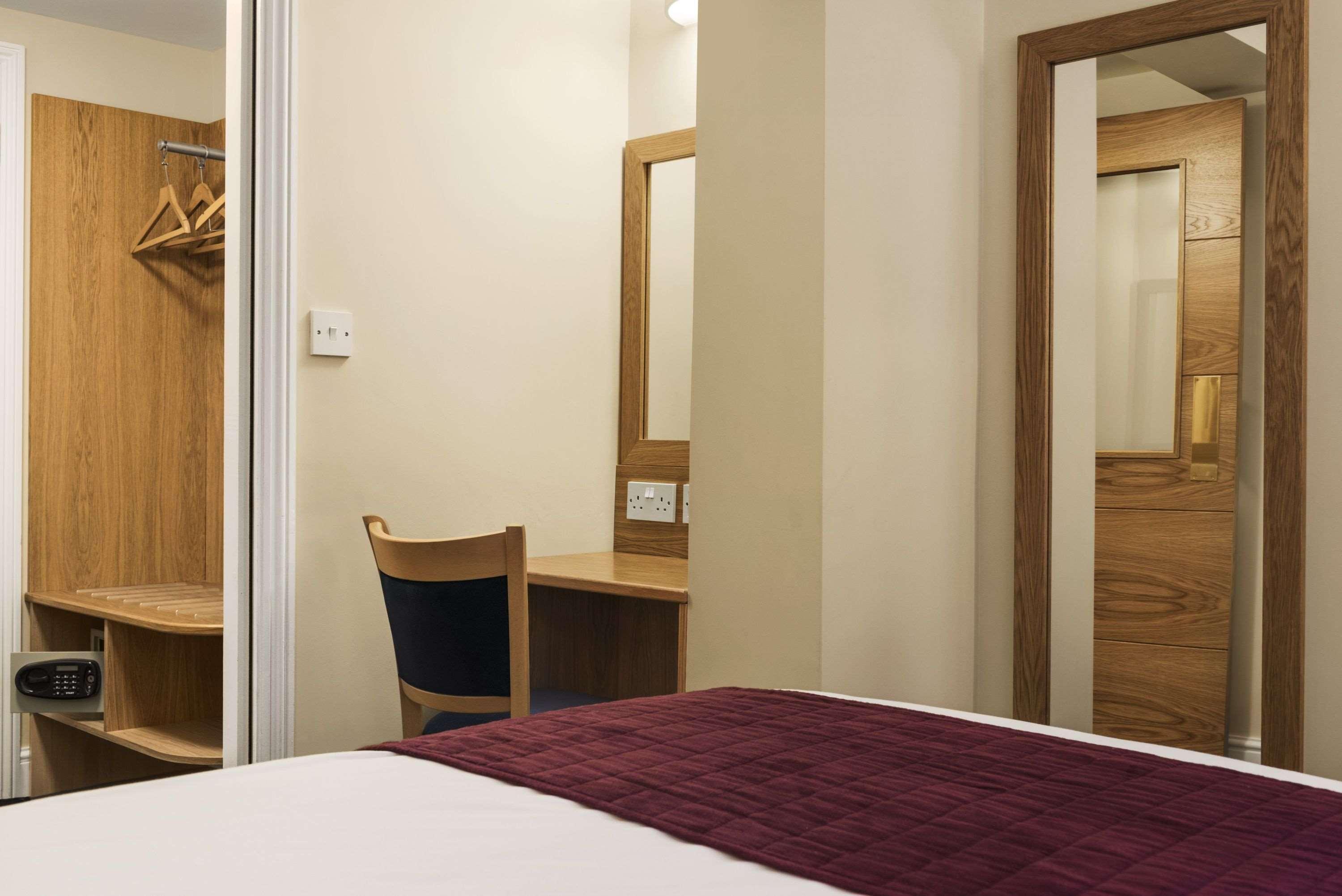 Days Hyde Park Hotel London