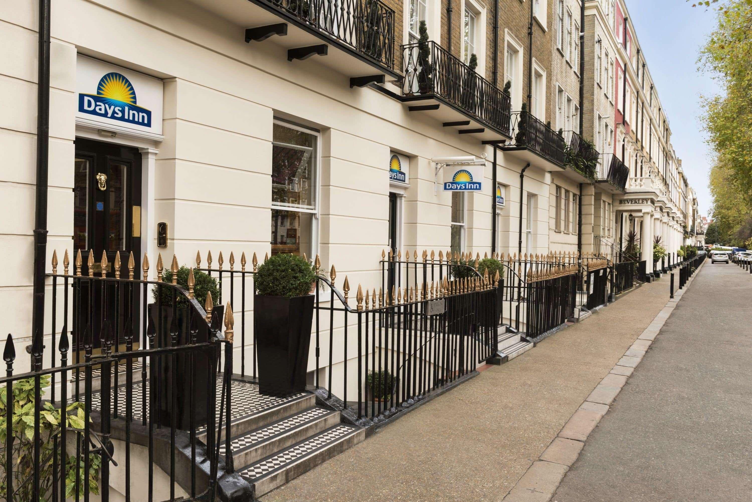 Hotel Days Hyde Park London