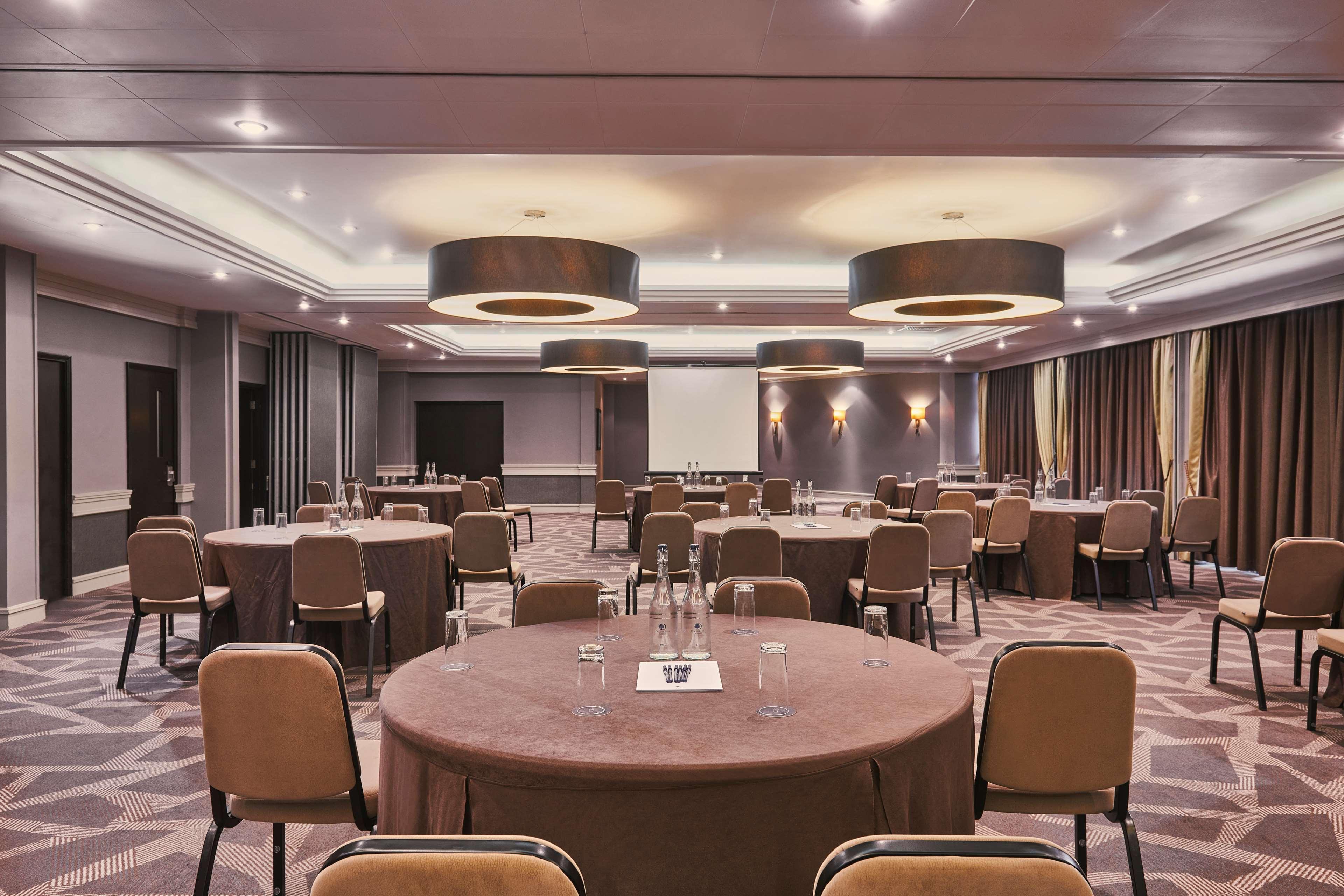 Doubletree By Hilton Ealing Hotel Londen