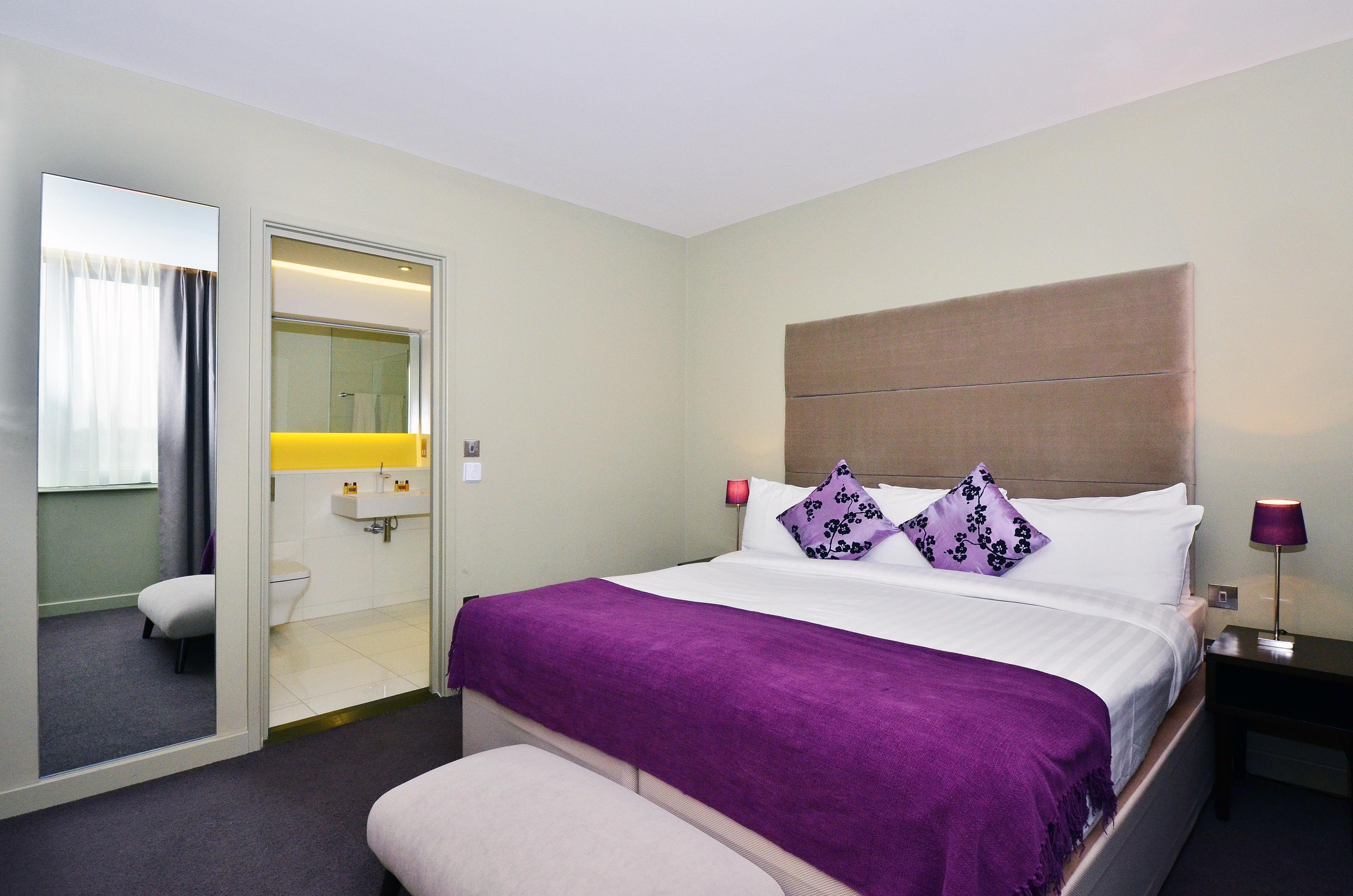 Axiom Park Aparthotel London