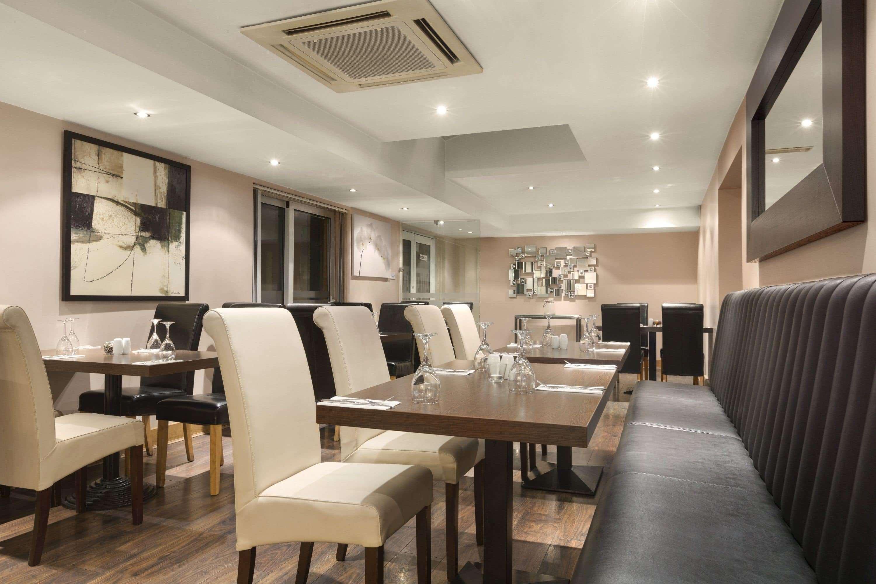 Oyo Flagship Finchley 4* Londra