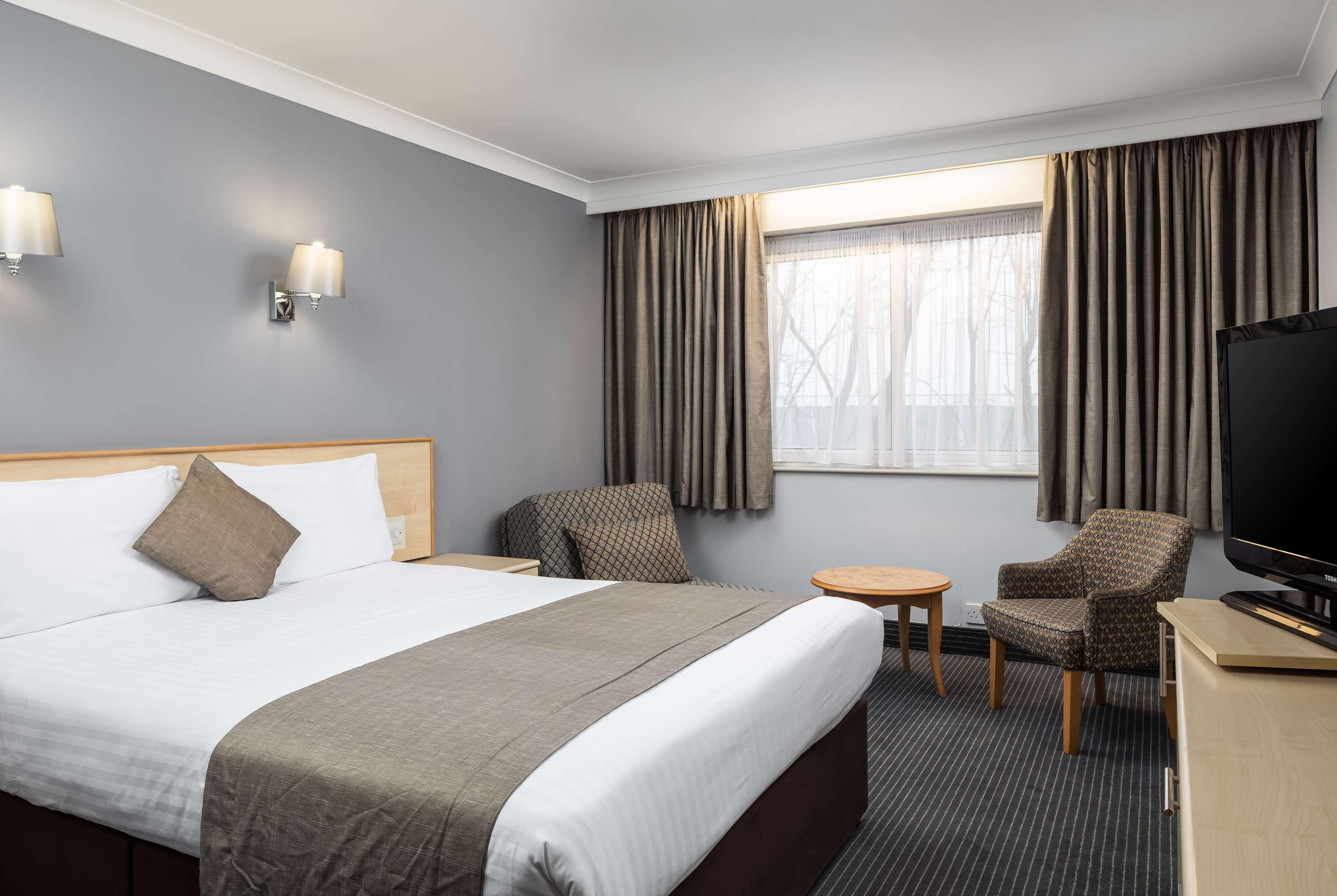 Oyo Flagship Finchley 4* London