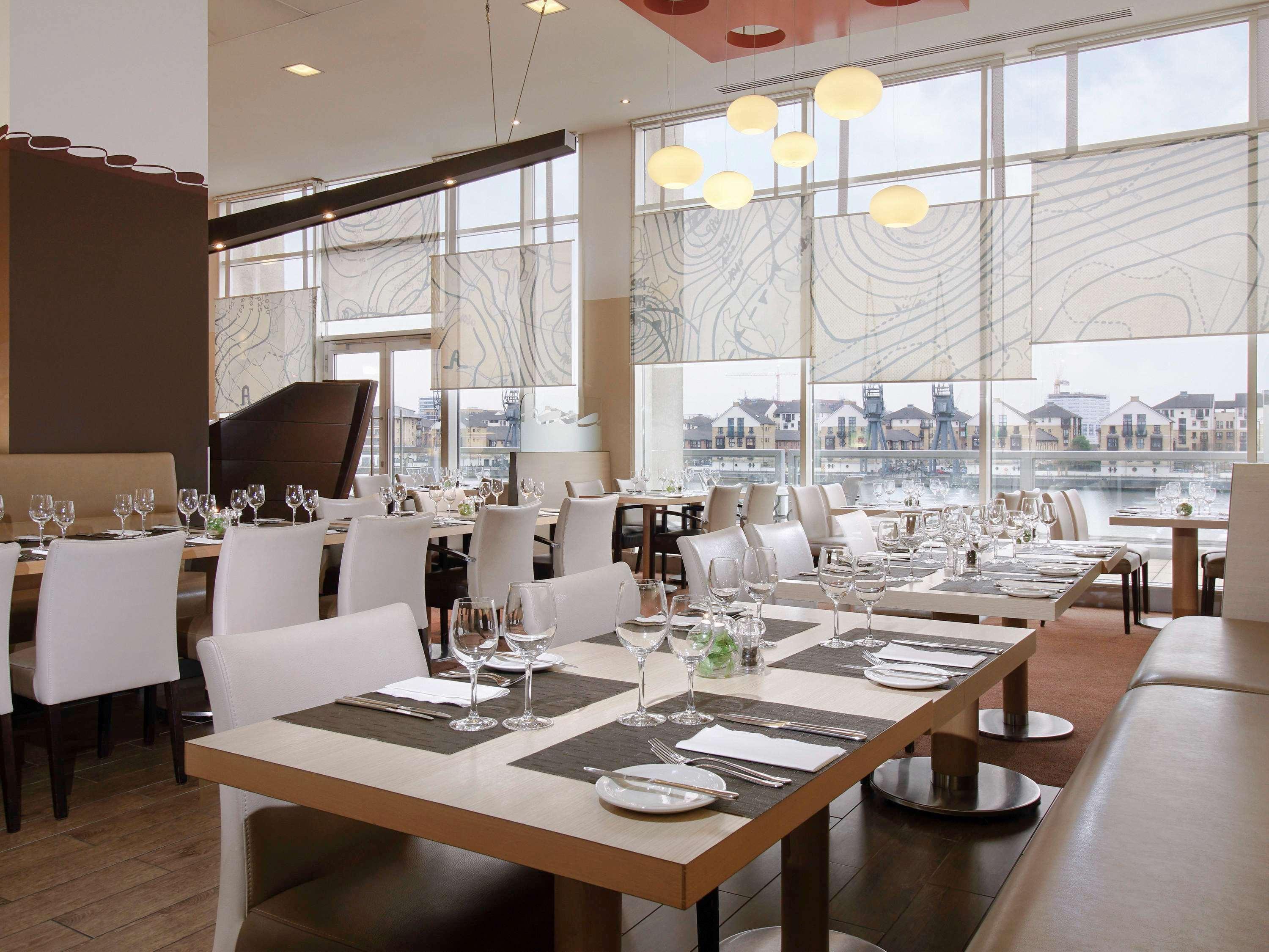 Hotell Novotel Excel 4*