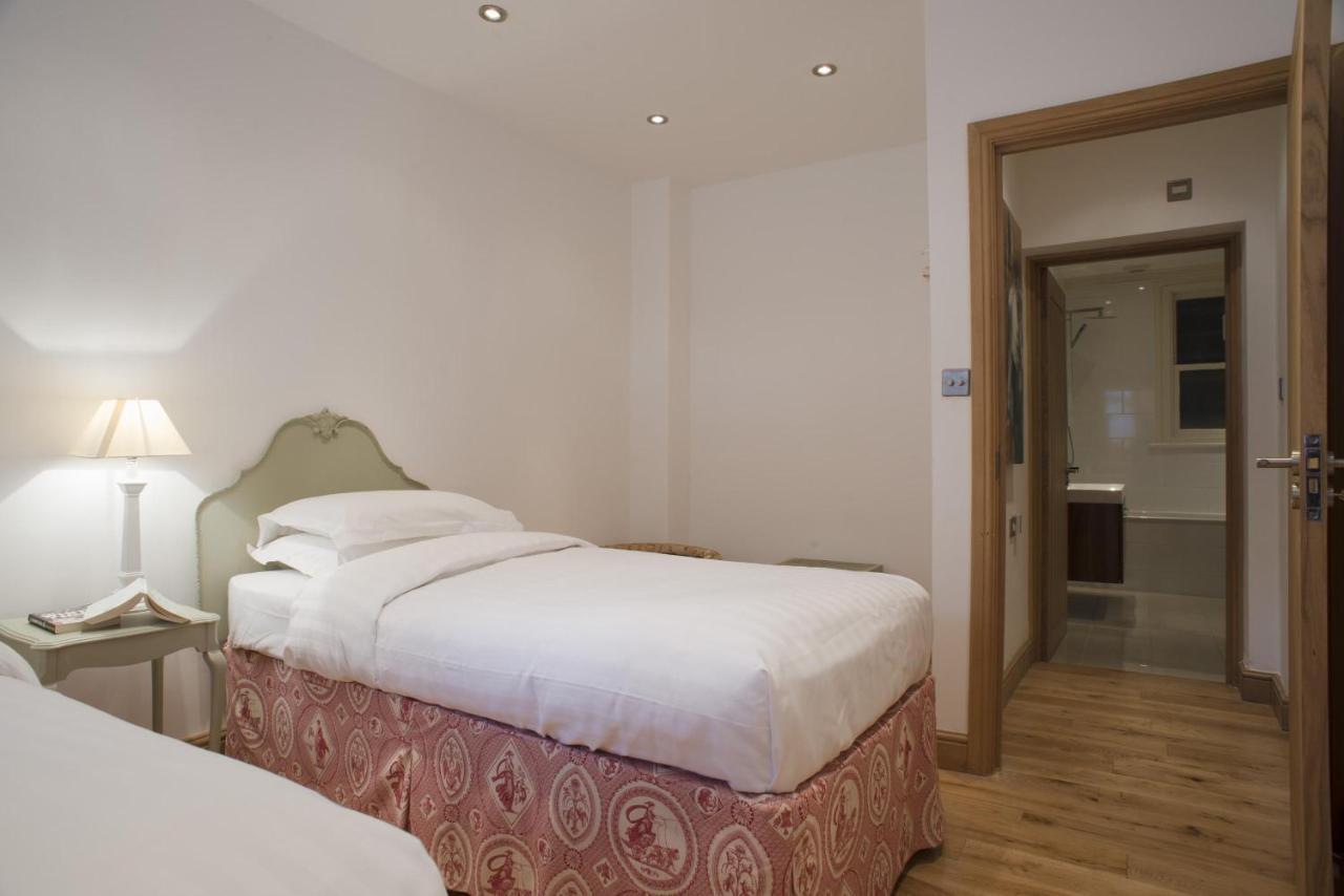 Apartment Addison Bridge Place By Onefinestay