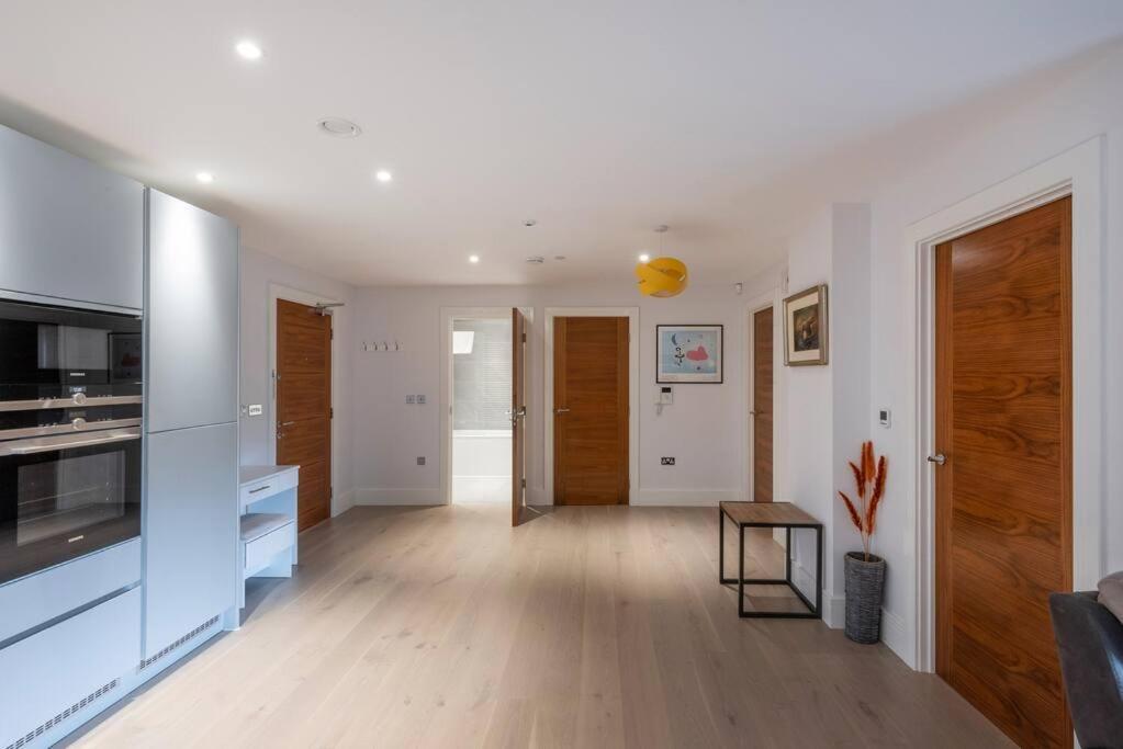 Appartamento Stylish 2 Bed 2 Bath In Highgate & Free Parking