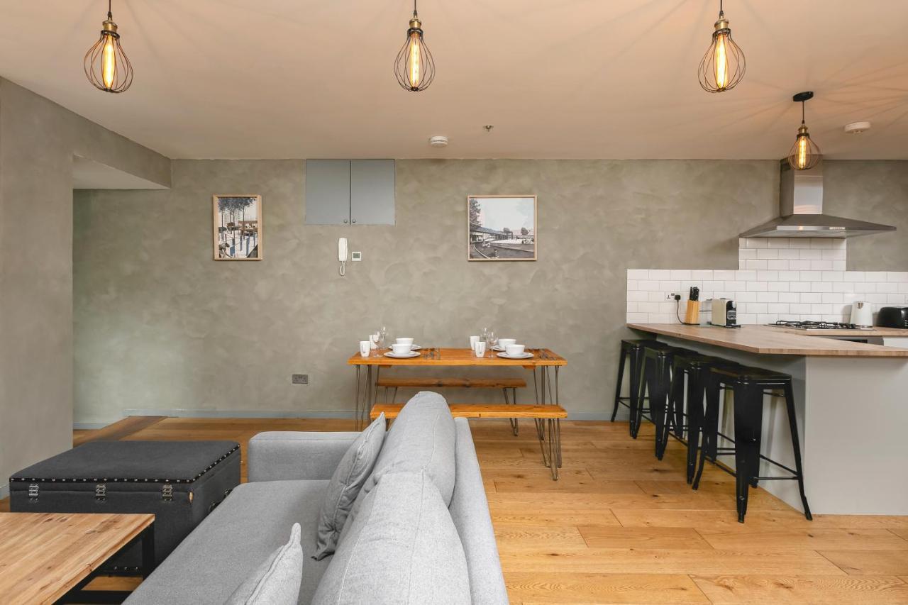 Penthousestays Nr Notting Hill - Luxury 2 Bedroom King Bed - Near Portobello Road Lejlighed