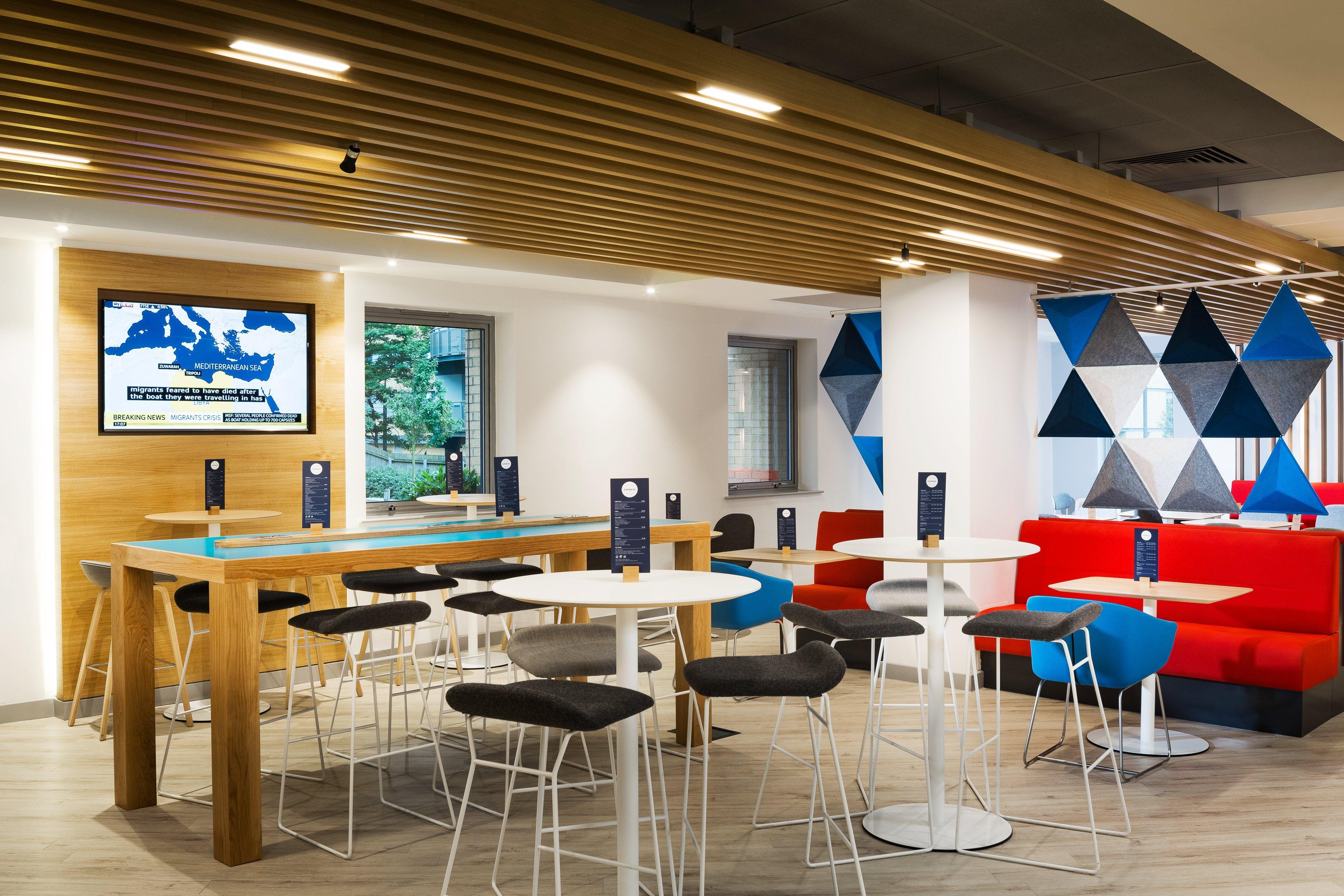 Hotel Express London-ealing, An Ihg 3*