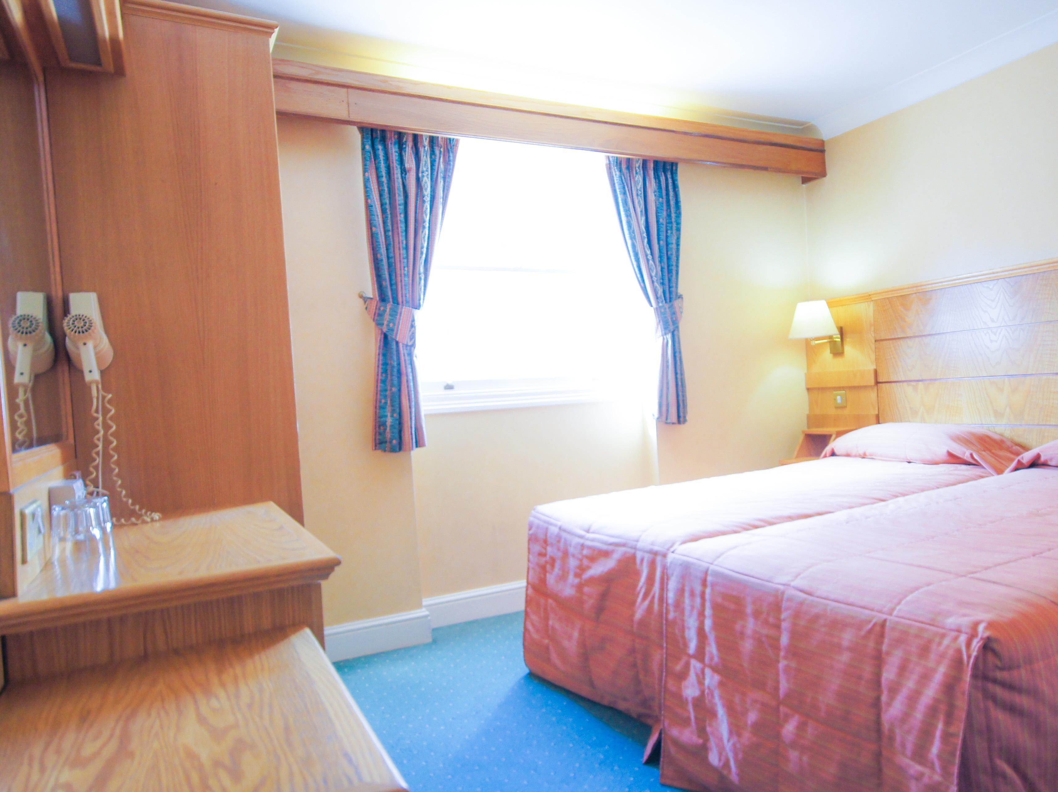The Nayland 3*