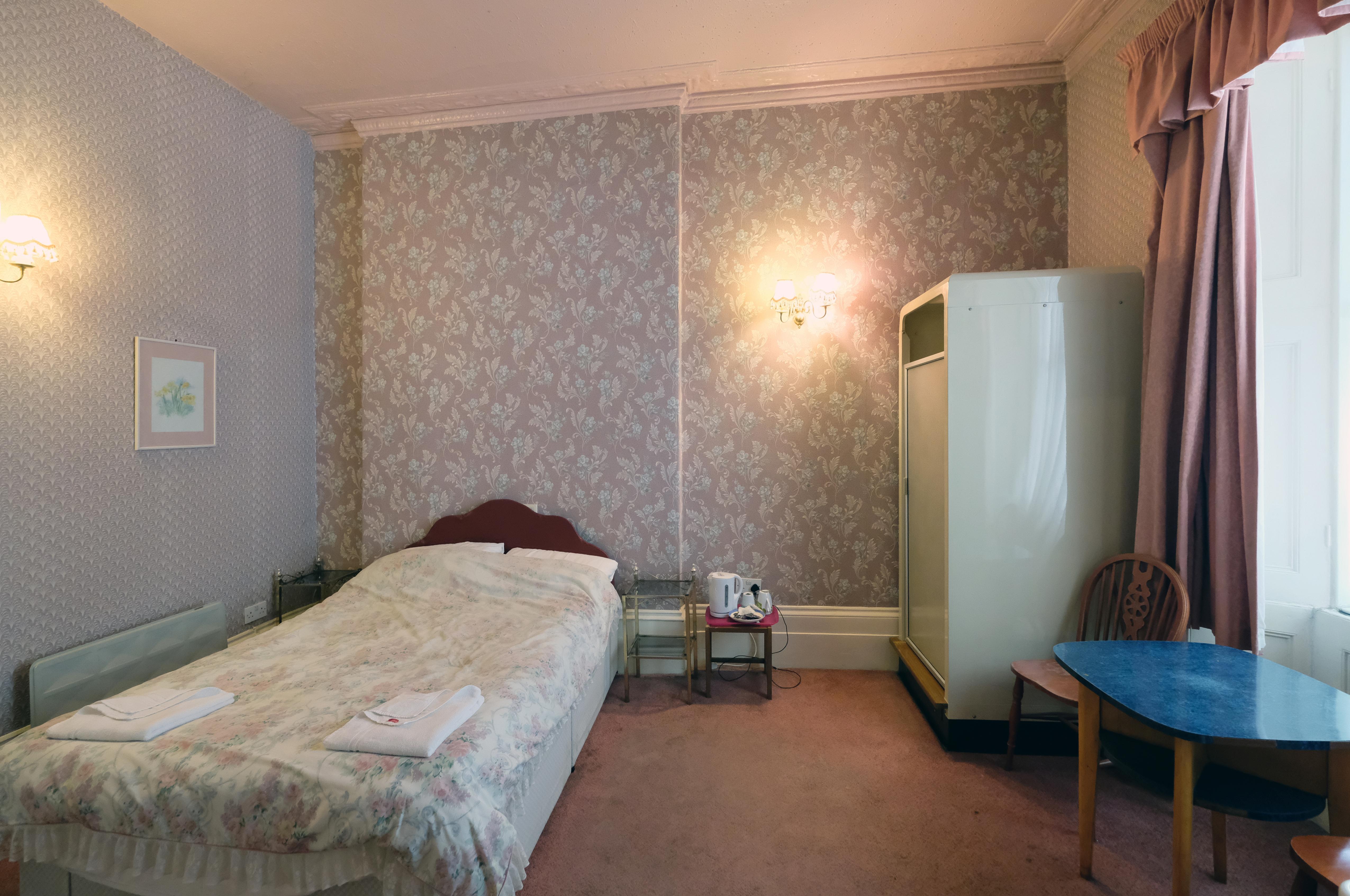 Fairways Paddington Hotel