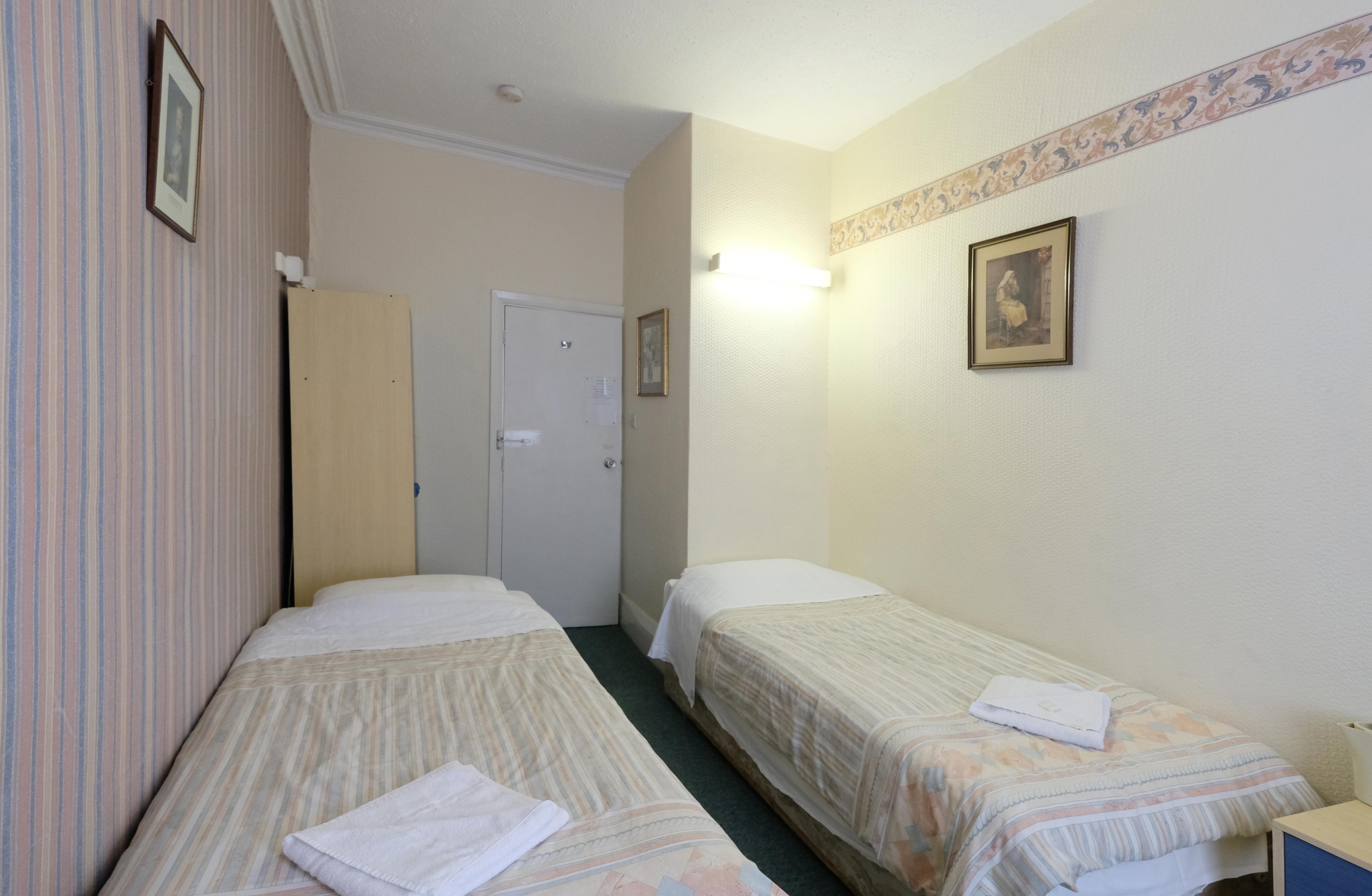 Fairways Paddington Hotel 2*
