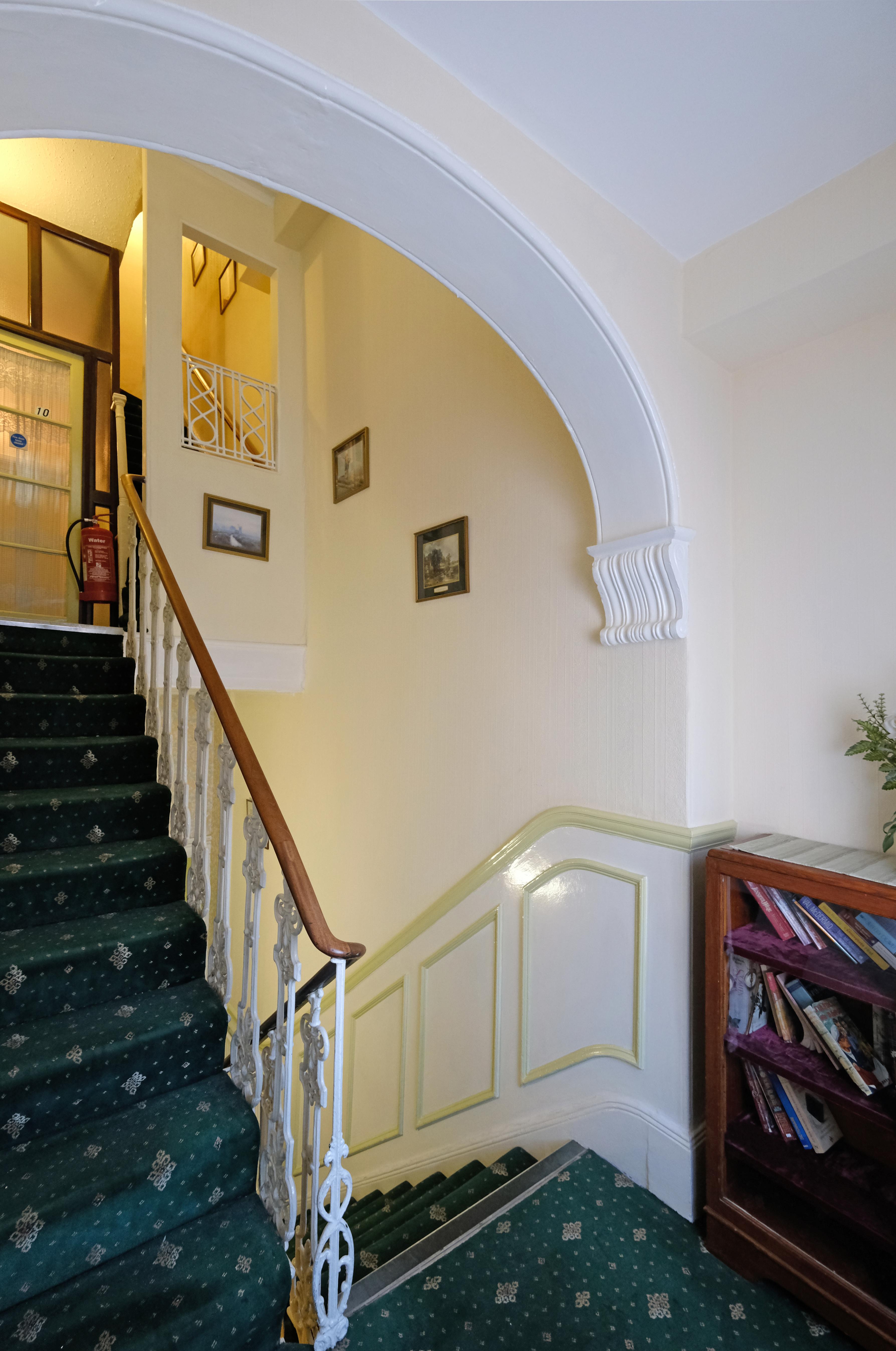 Fairways Paddington Hotel 2*