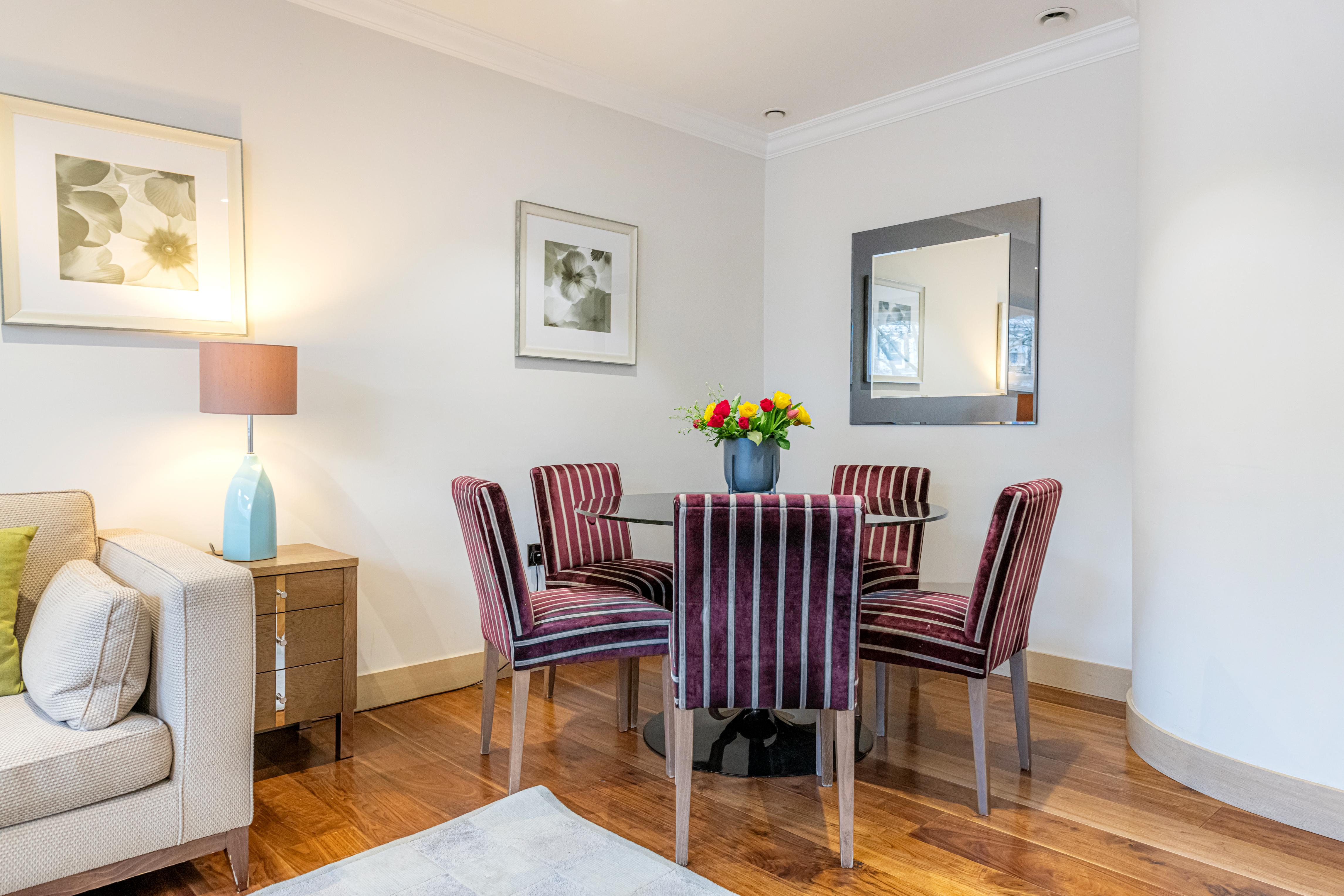 Aparthotel Claverley Court Knightsbridge London