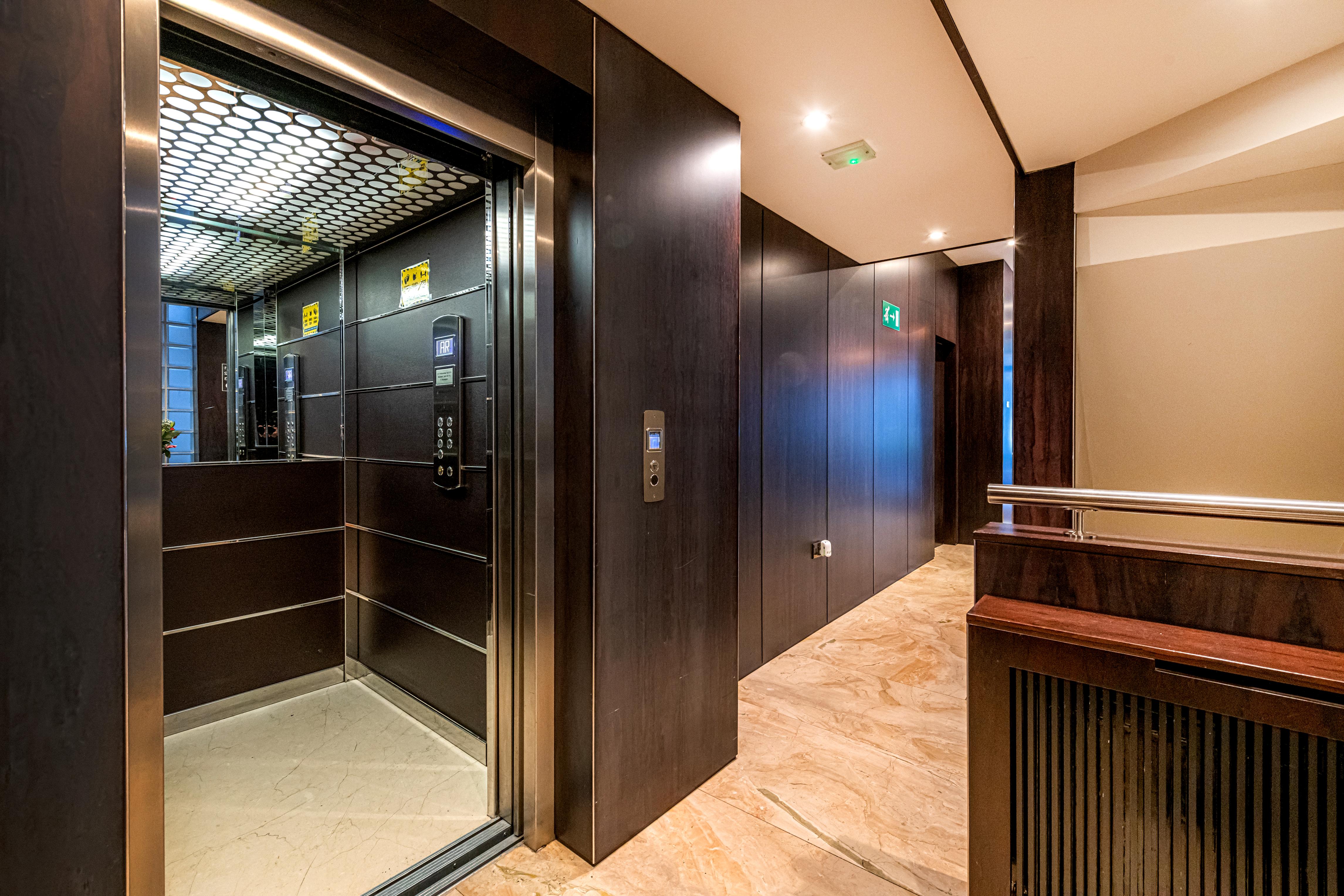 Claverley Court Knightsbridge Aparthotel