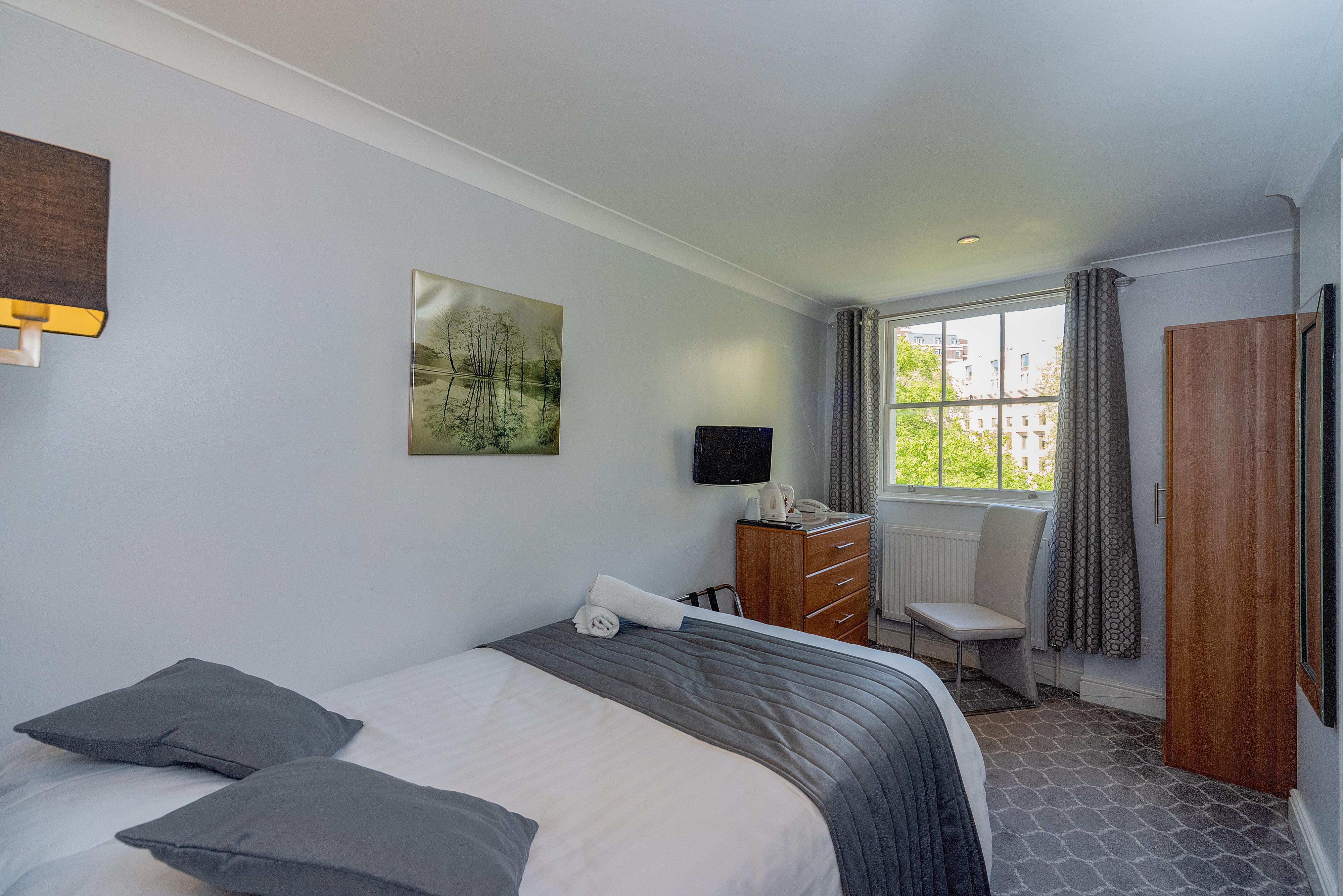 Mentone Hotel London
