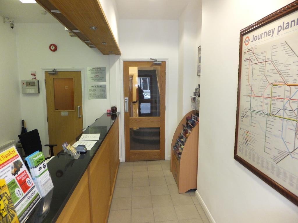 Carlton Guest house 2*