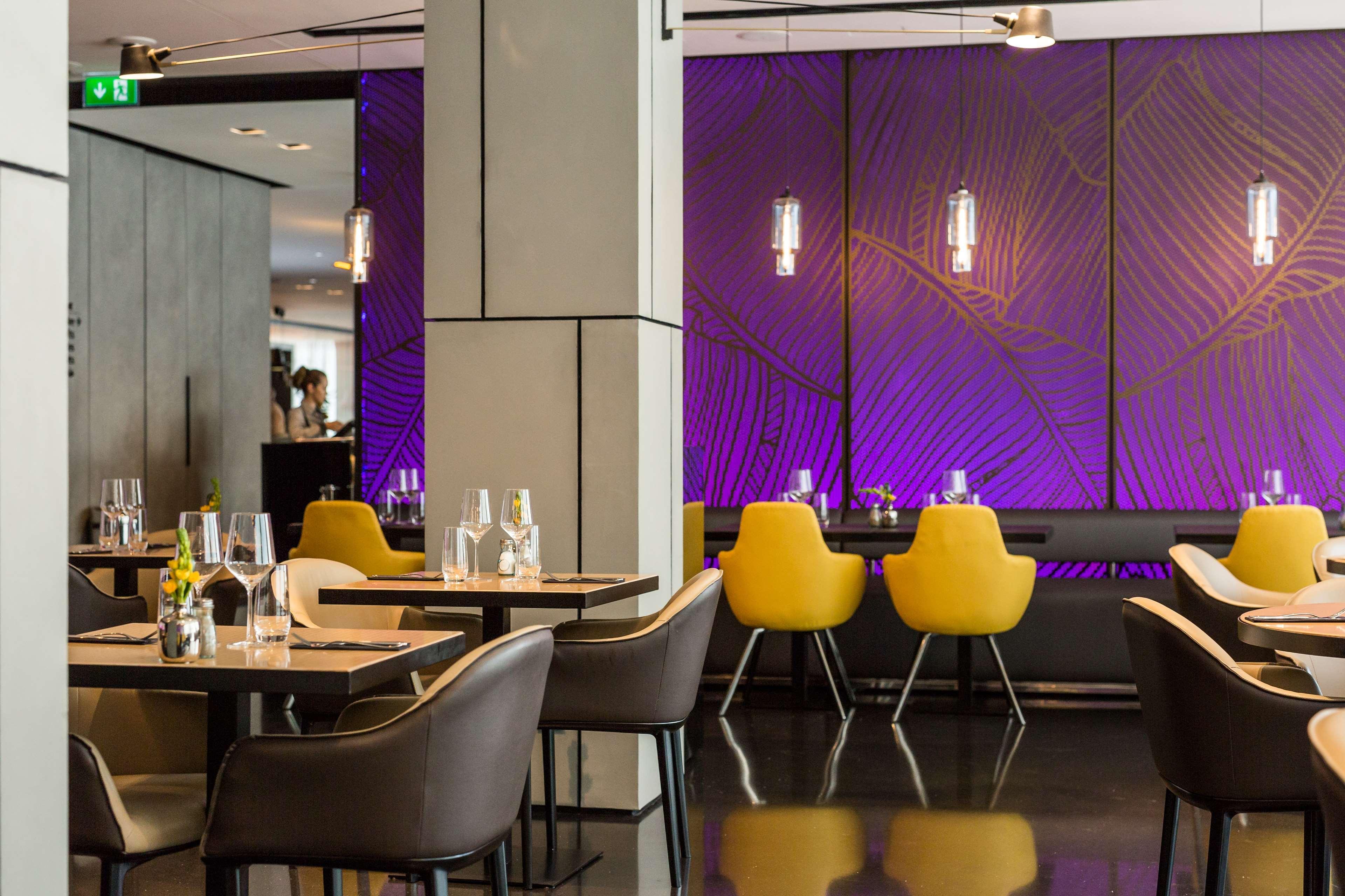 Park Plaza London, Park Royal Hotel 4*
