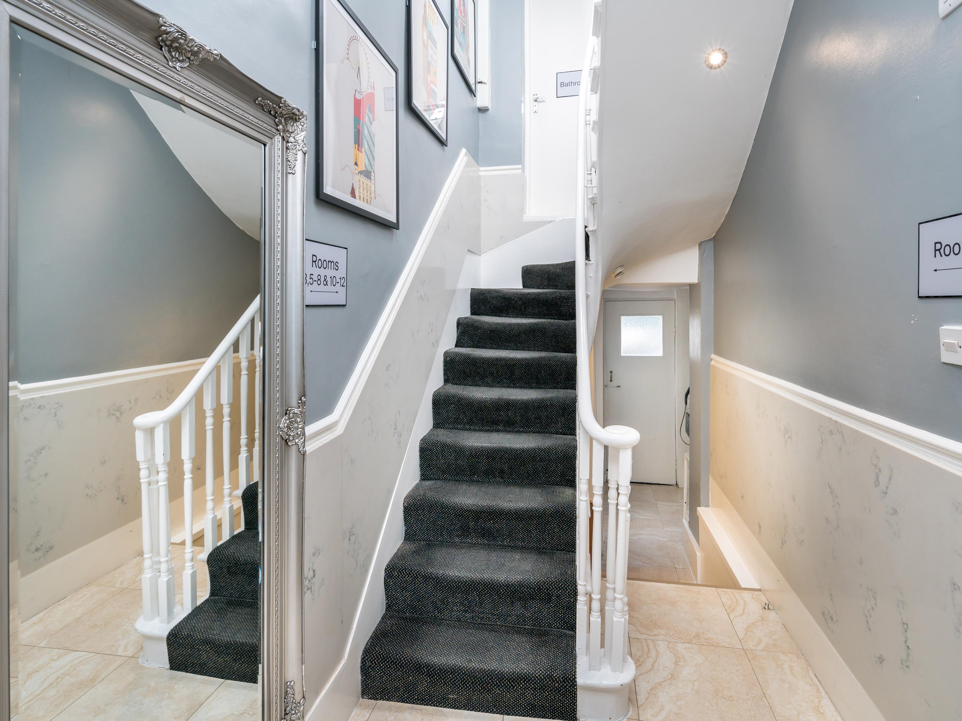 Apollo Kings Cross 3* London