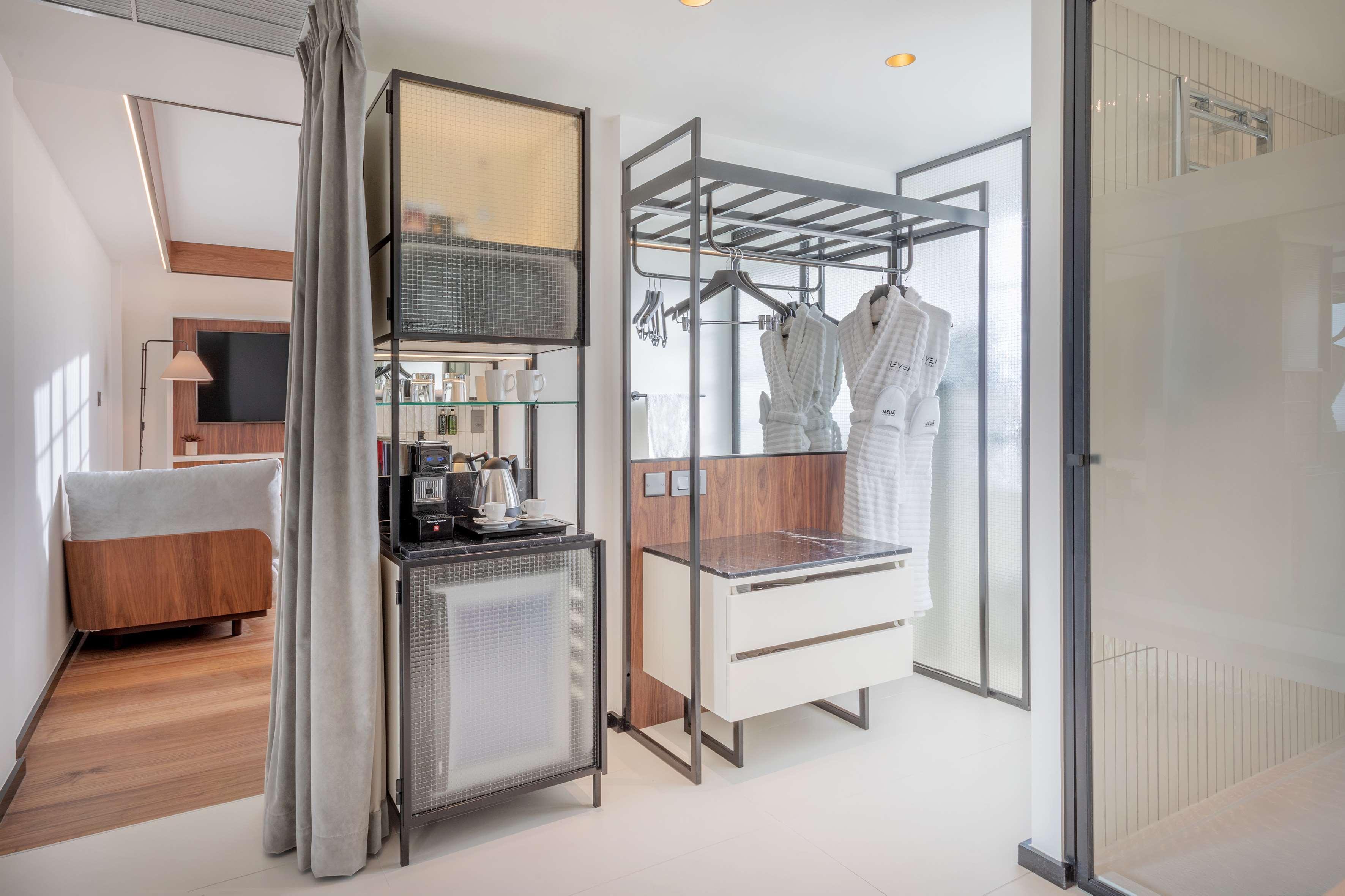 The Level At Melia White House Hotel 5*