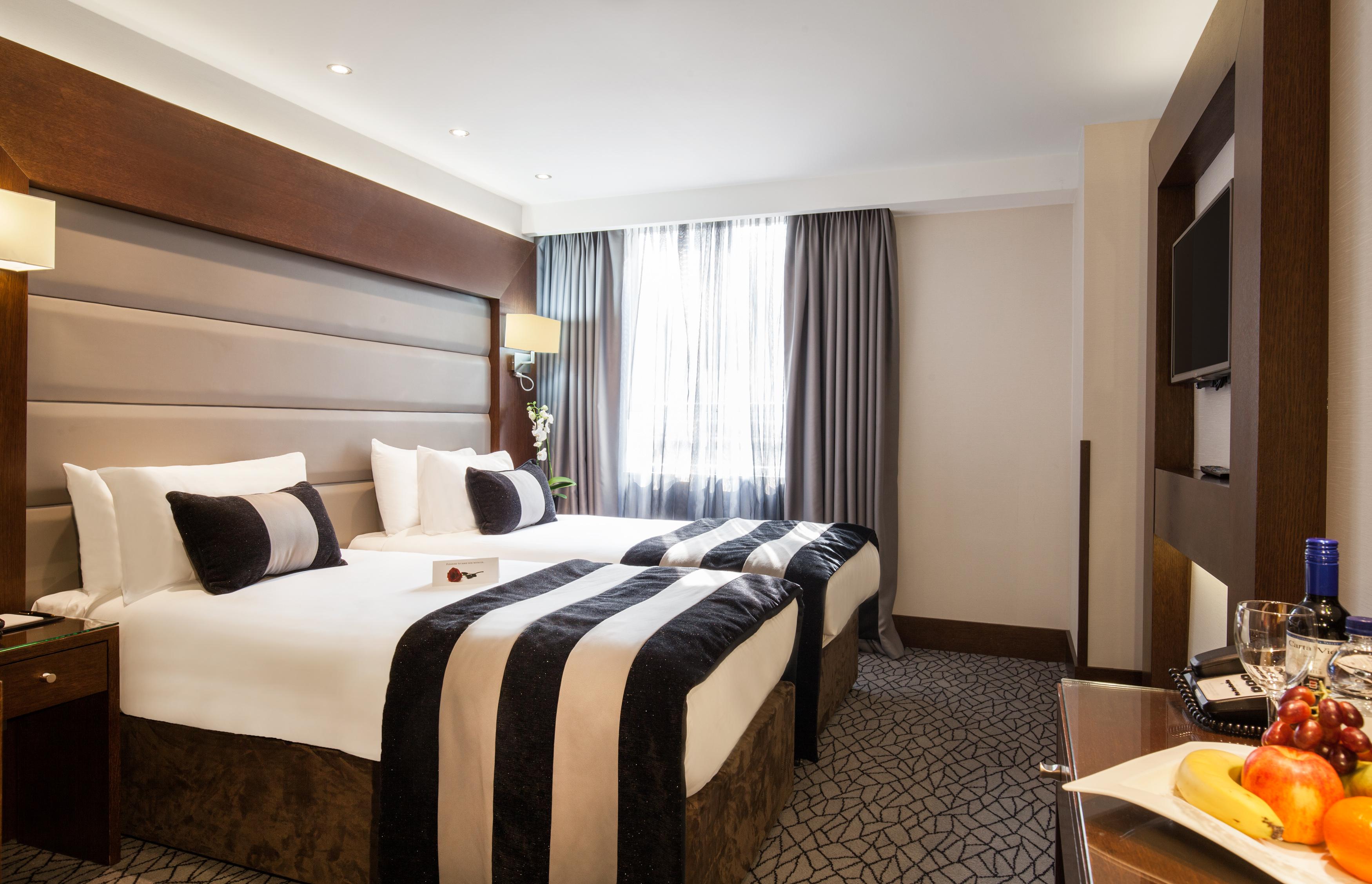 Park Grand Paddington Court London