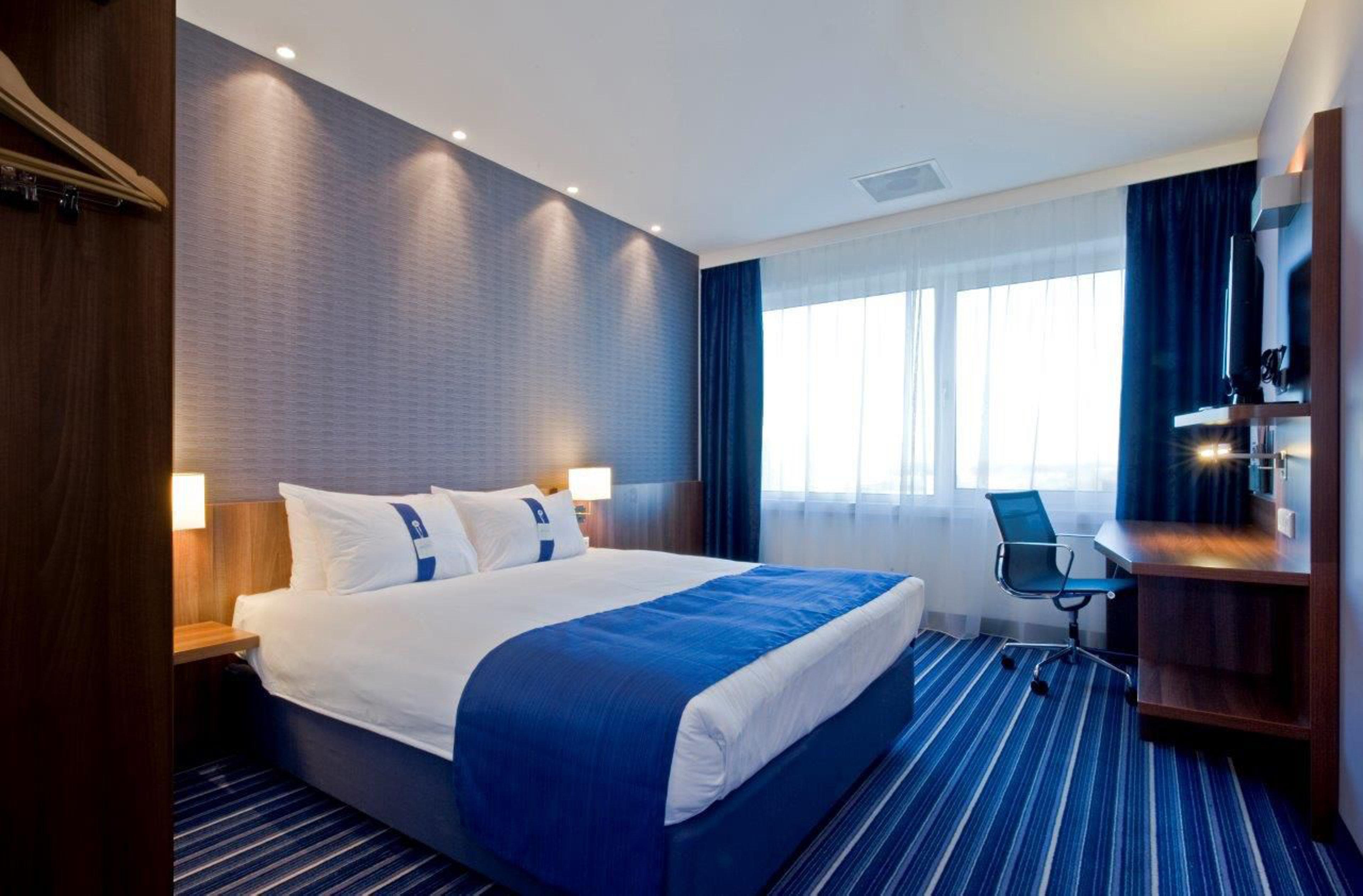 Hotel Holiday Express - Vauxhall Nine Elms, An Ihg London