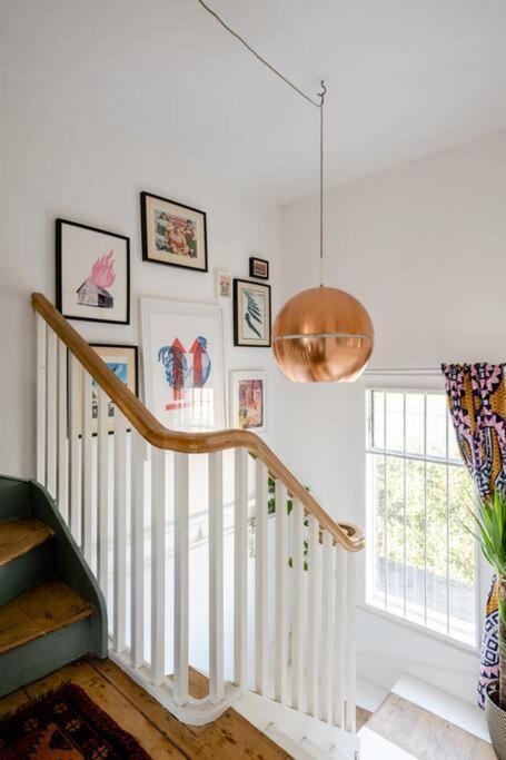 Beautiful Two-floor Flat Near Tube Station Apartment