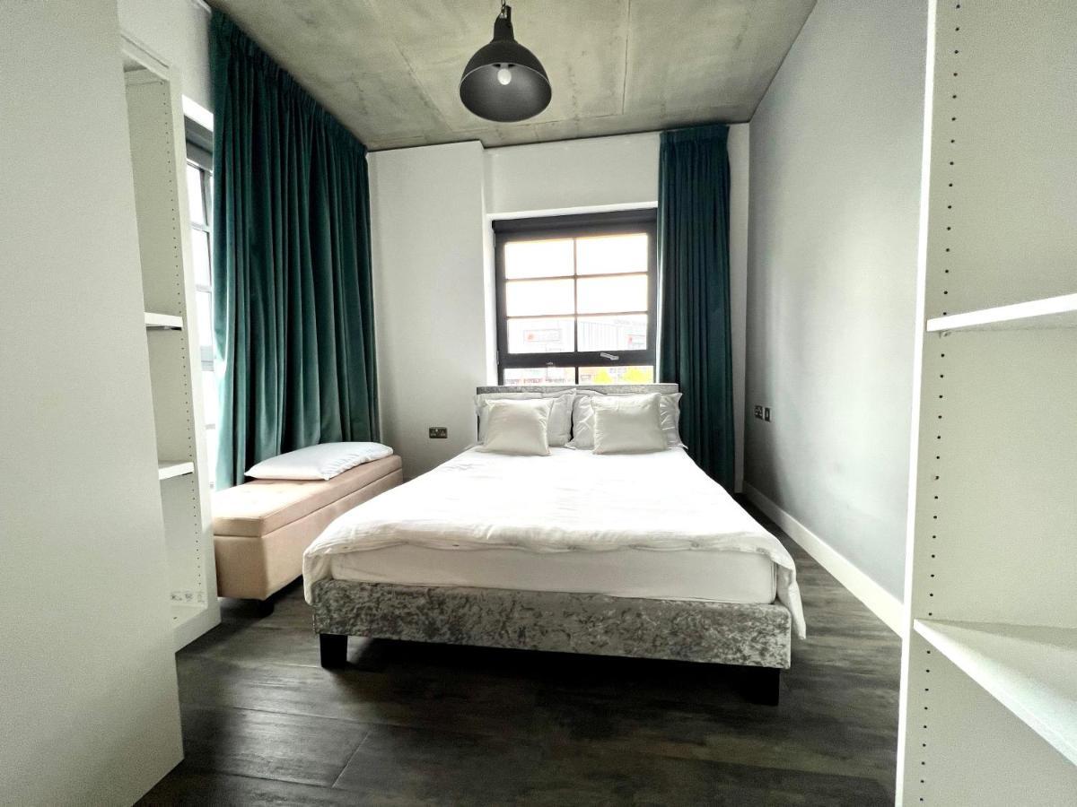 Two Bedroom Ferrum Wembley Park Appartement Londen