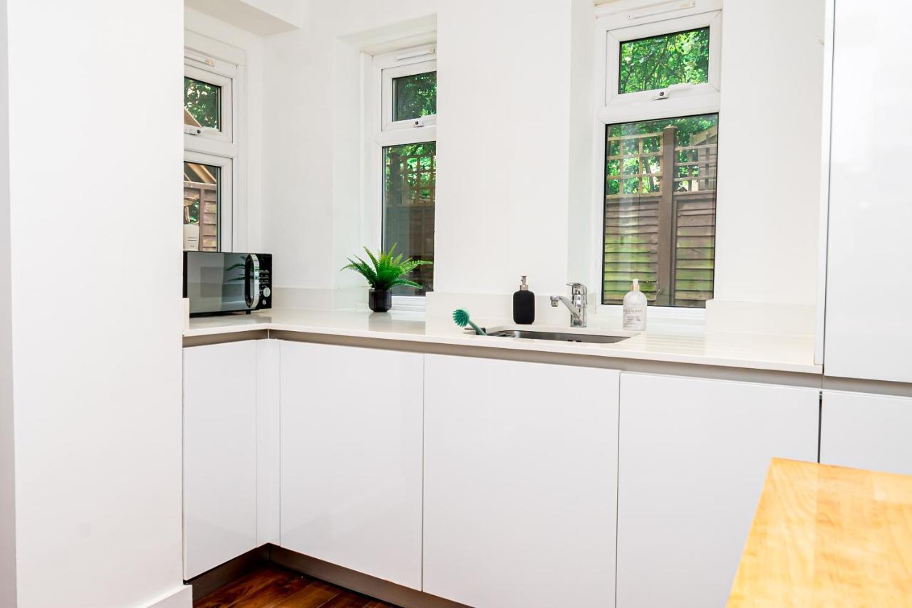 Private 2 Bedroom In West Hampstead Appartamento *