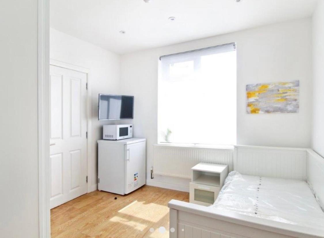 West Acton Studio Flat Appartement Londen