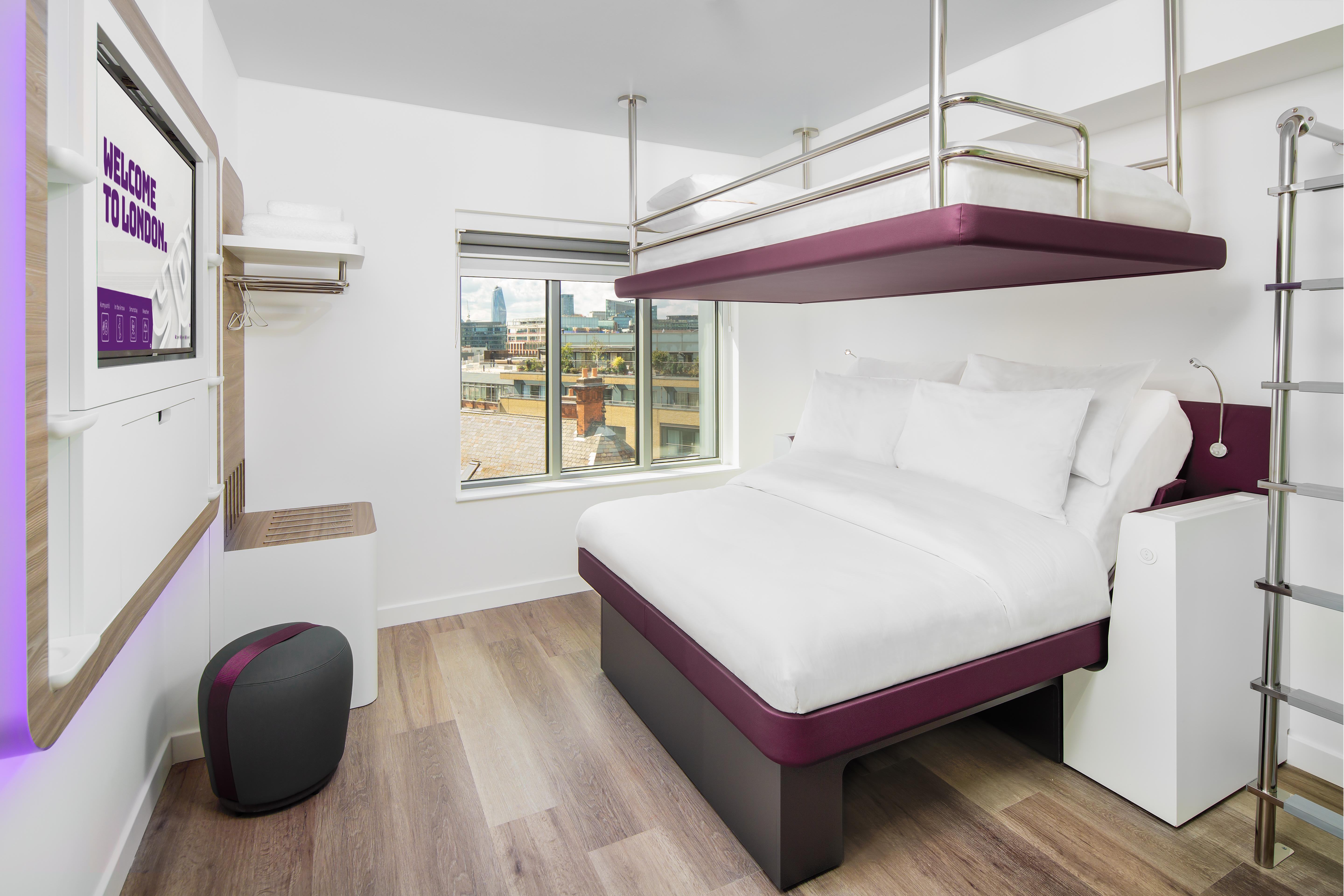 Hotel Yotel 4*