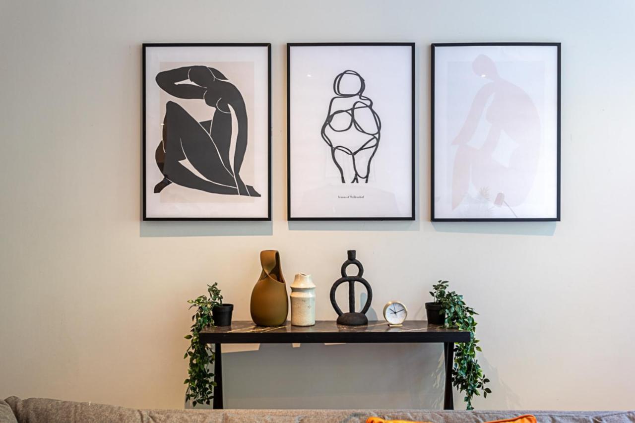 Appartamento Stunning Modern In The Heart Of Holborn Londra