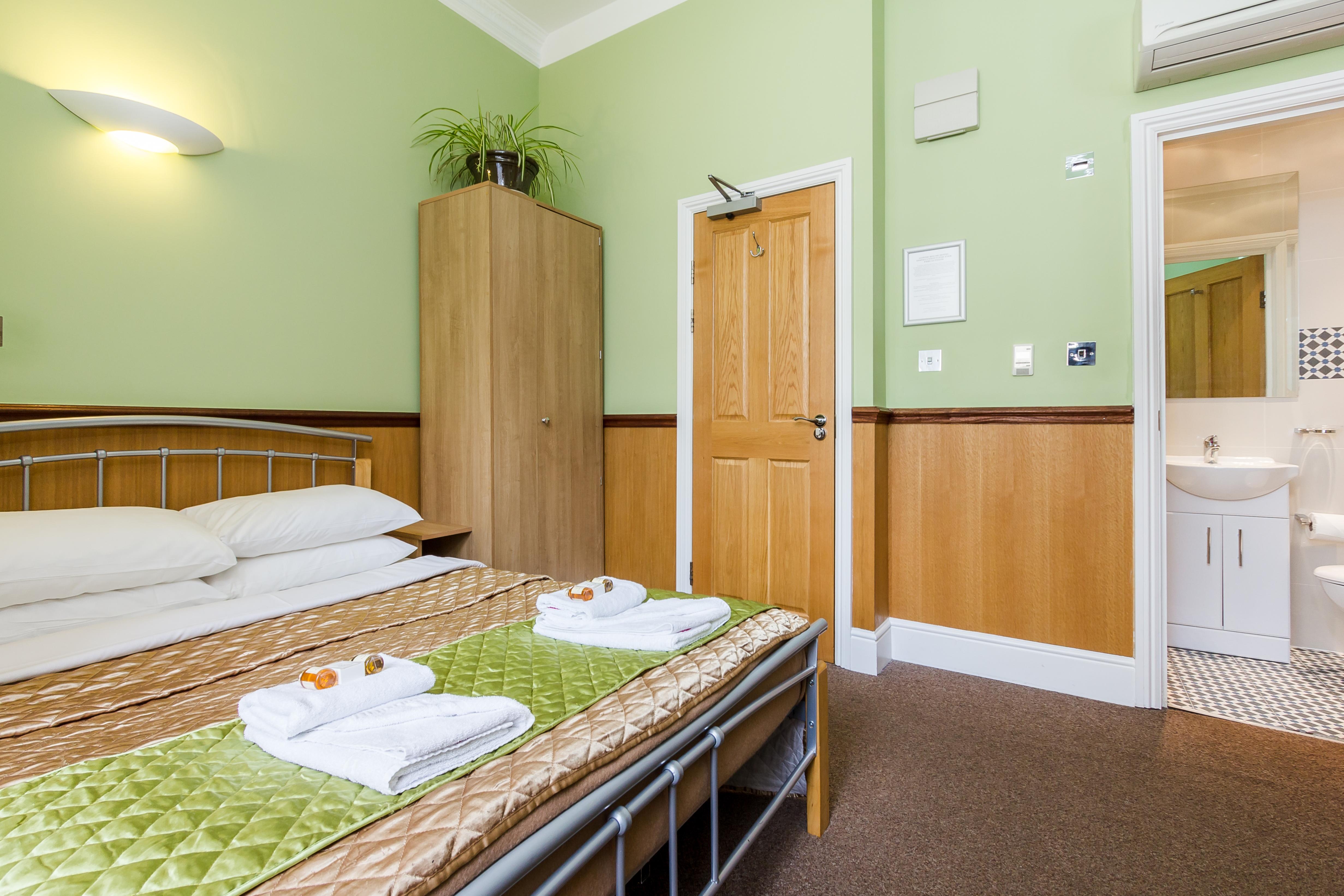 Gower House Hotell