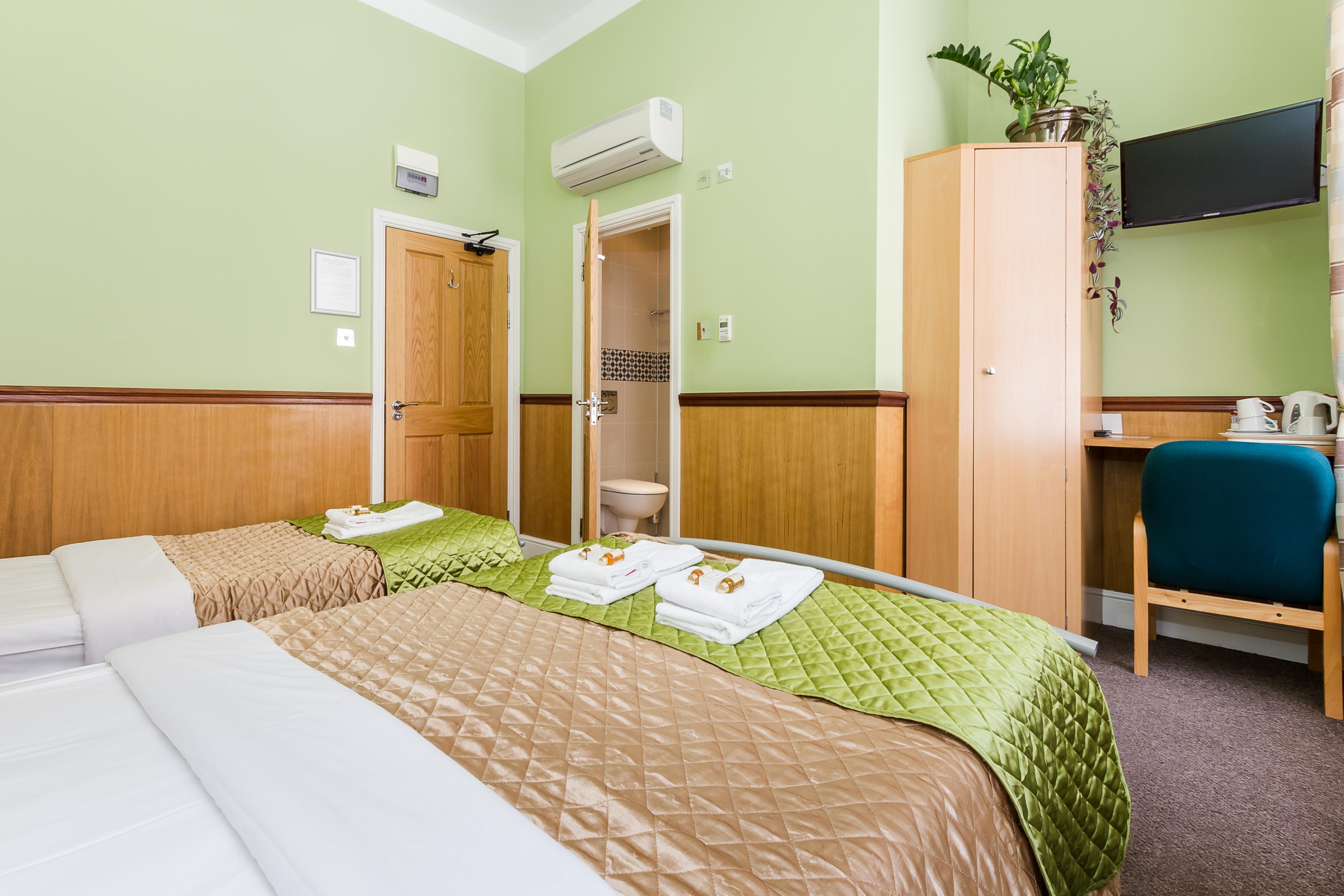 Gower House 3* London
