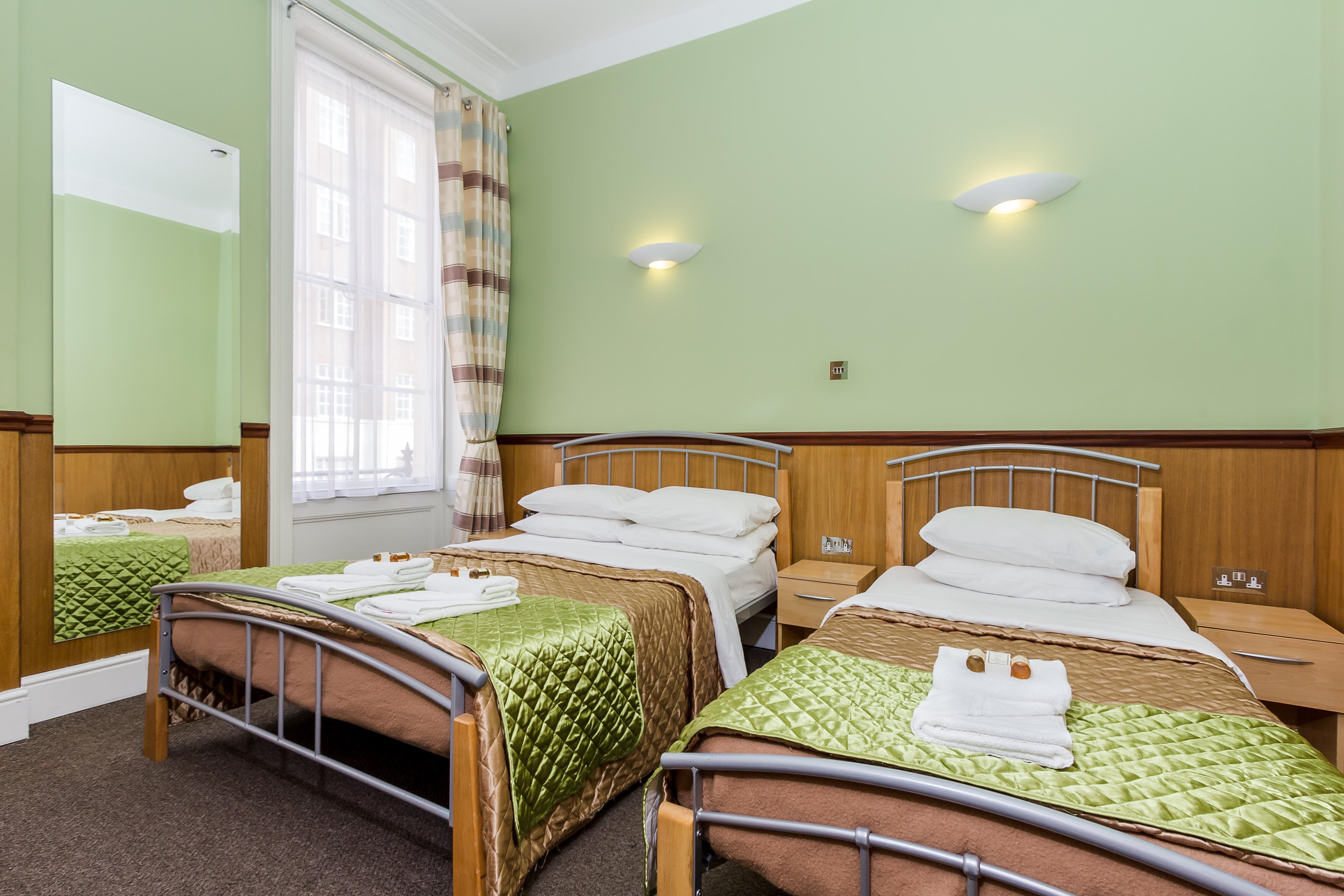 Hotell Gower House 3*