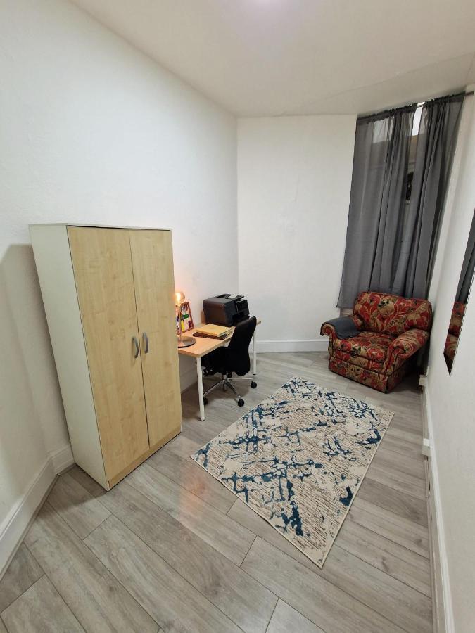 Spacious 4 Bedrooms For 10 Near Marble Arch * Londen