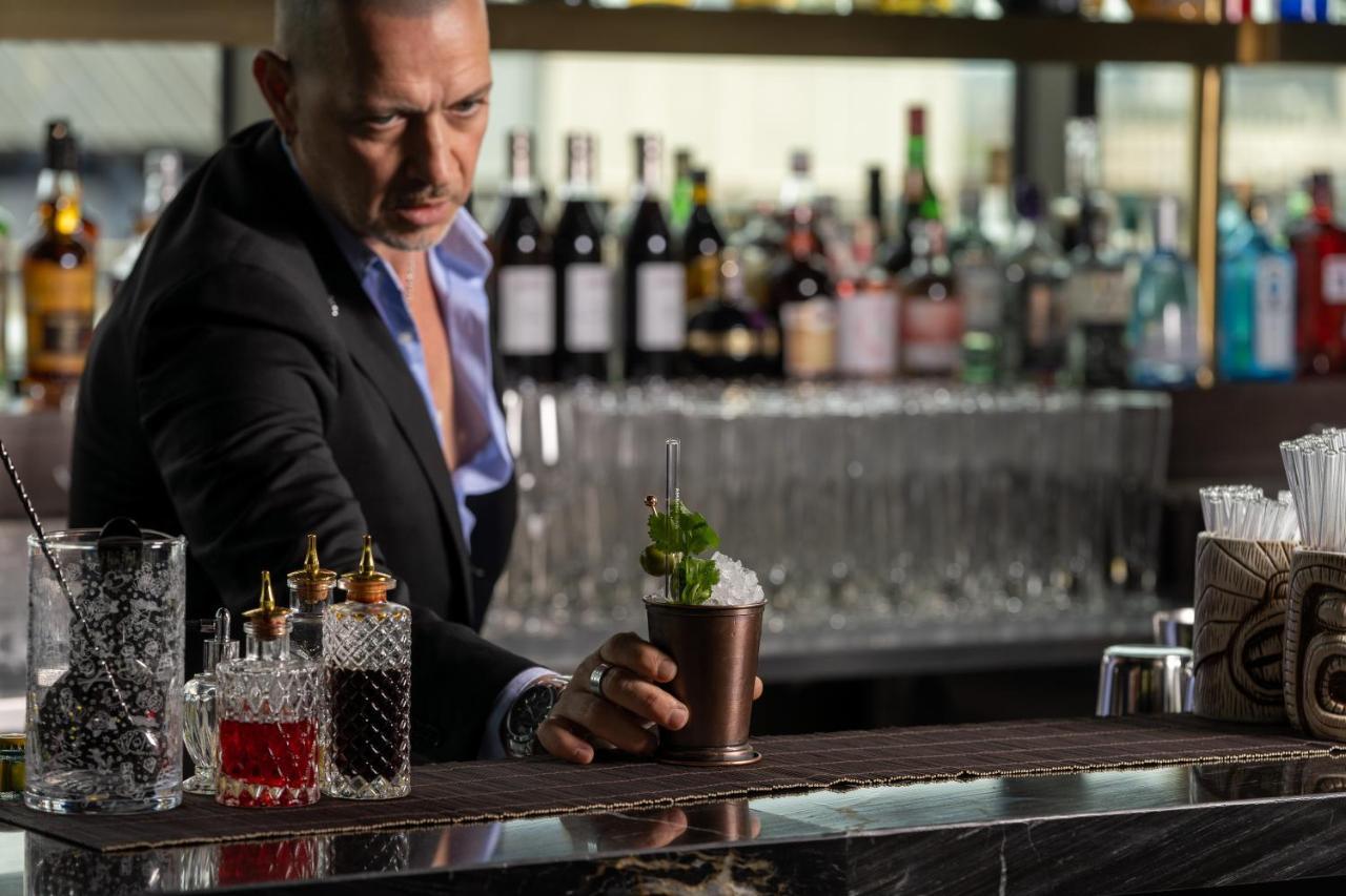 Amano Covent Garden Hotel 4*