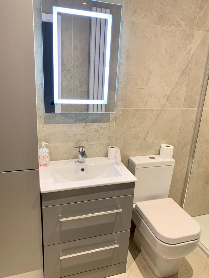 Lejlighed Modern 2 Bedroom With Private Garden Near Canary Wharf London