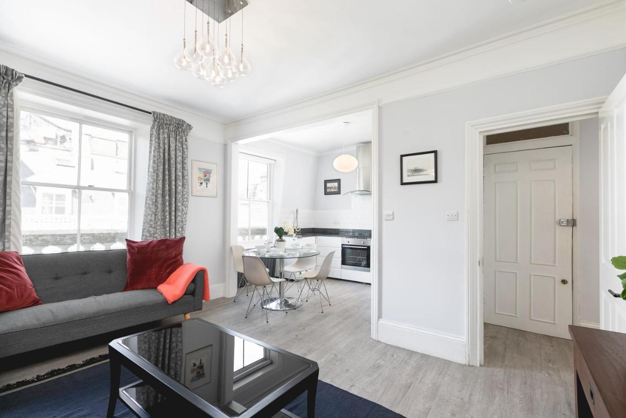 Penthousestays Notting Hill - Chic 2 Bedroom W/ King Beds - Near Portobello Road & Kensington High Street Lejlighed