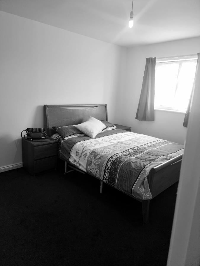 Very Two Bedroom In London