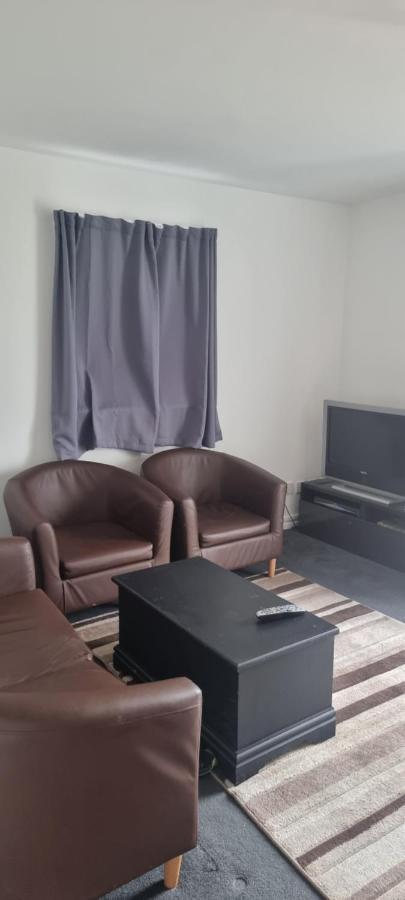Very Two Bedroom In Lägenhet