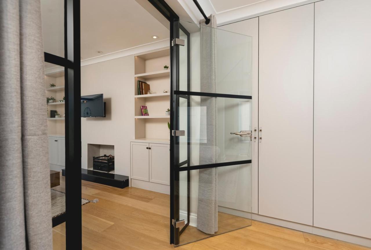 Penthousestays Chelsea - Luxury 2 Bedroom W/king Bed - Near King's Road Lejlighed *
