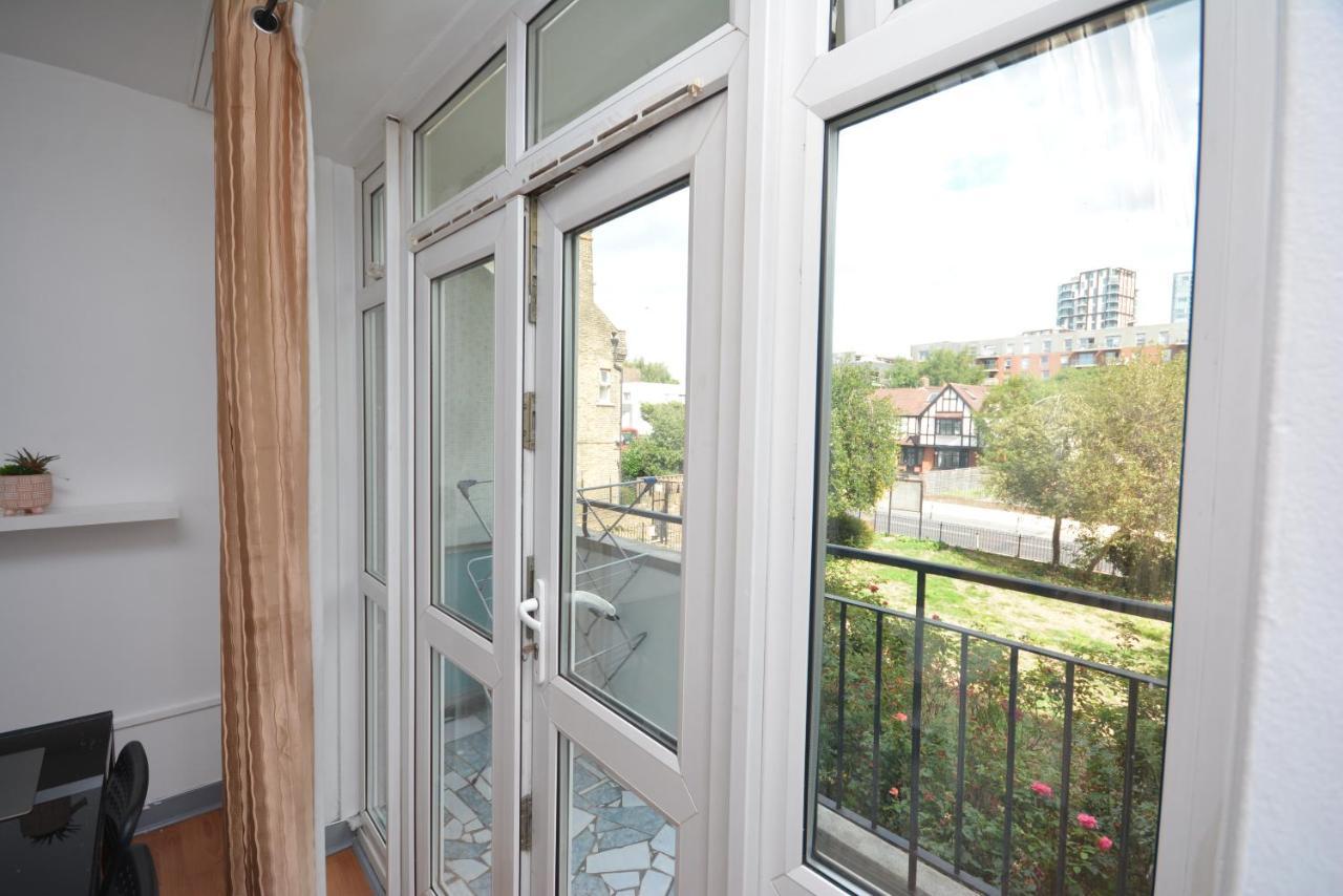 Beautiful 2 Bedroom Flat Near Finsbury Park * Londra