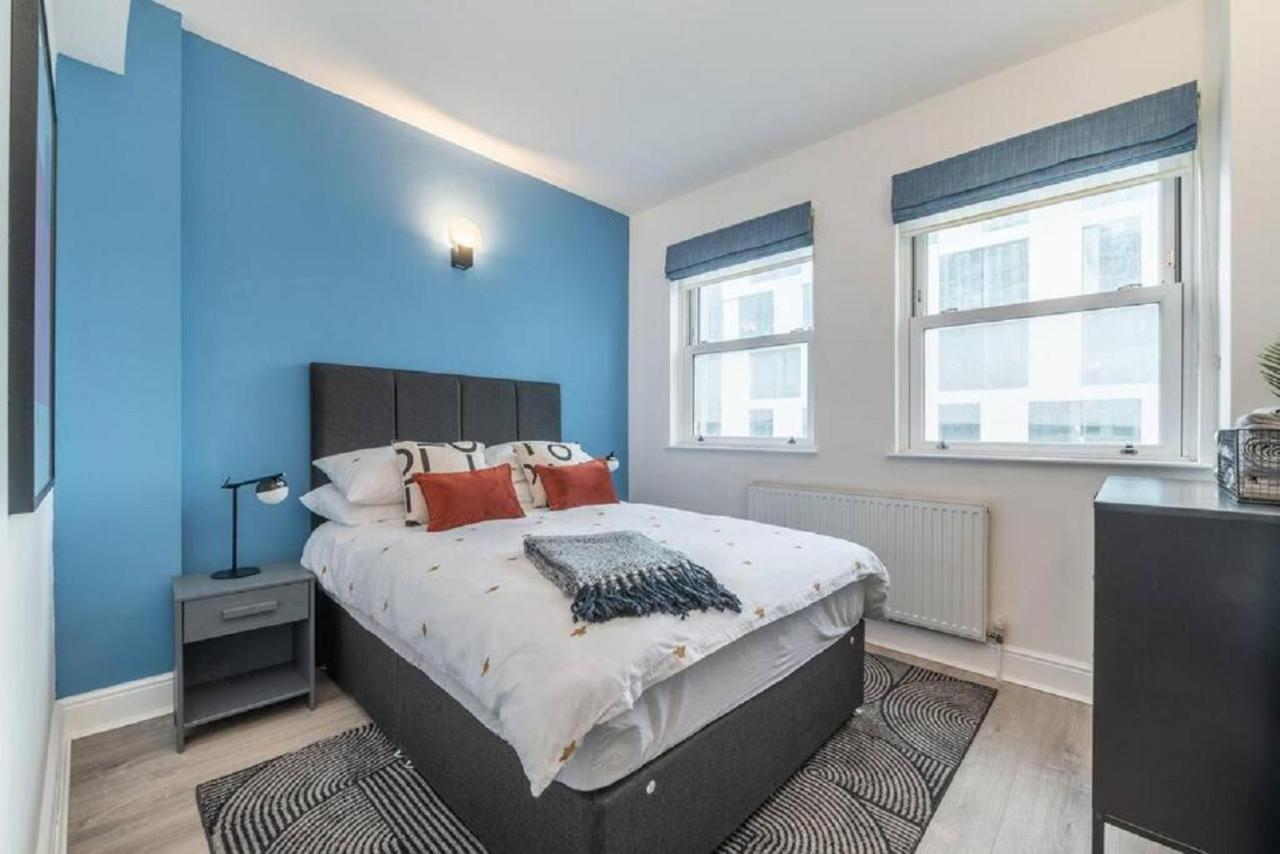 Two Bedroom - Tower Bridge - By Prime M-5 Lägenhet