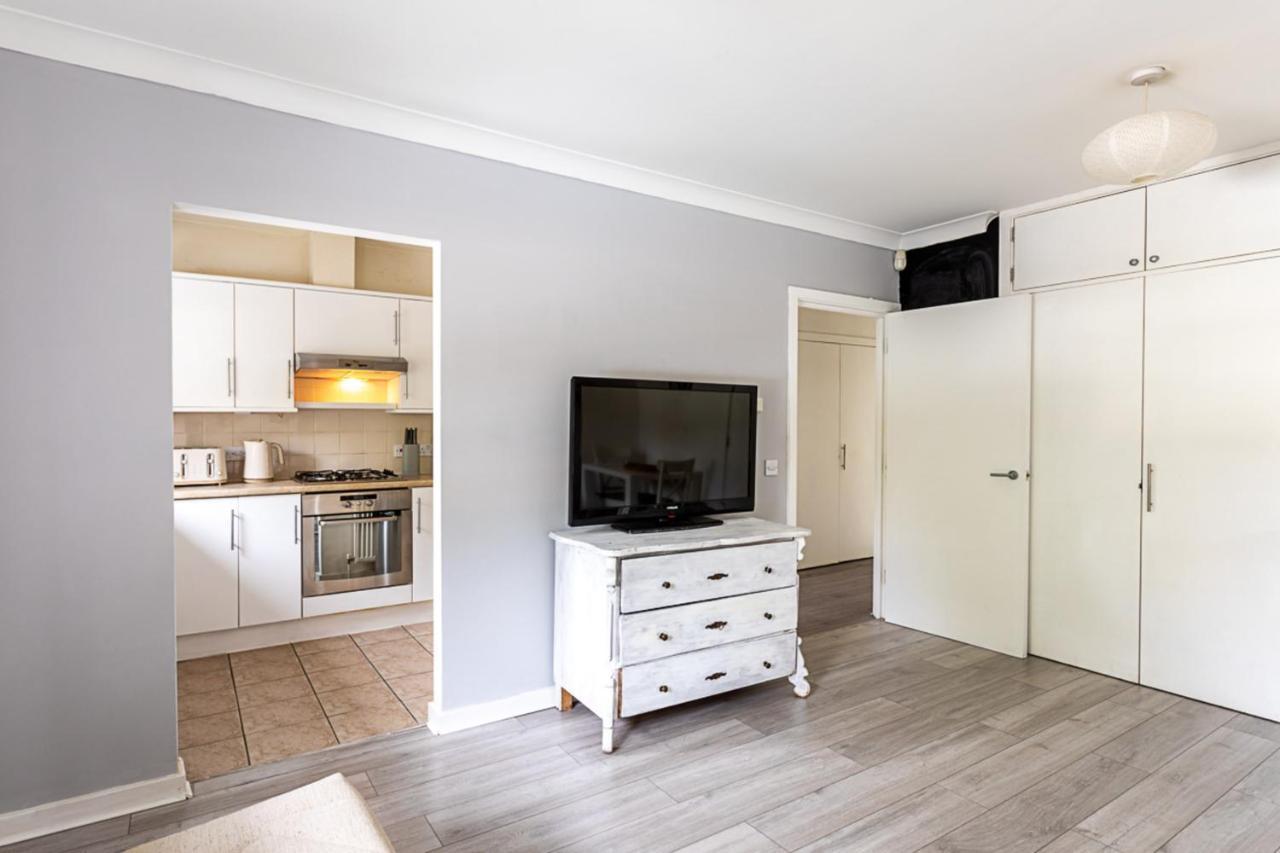 Apartment In Trendy Clapham Junction *