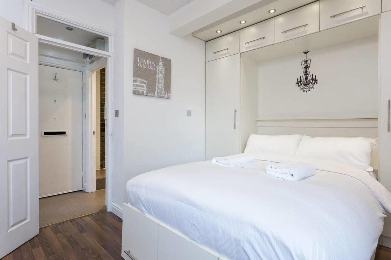 Stylish Studio Near Notting Hill Station! Appartamento