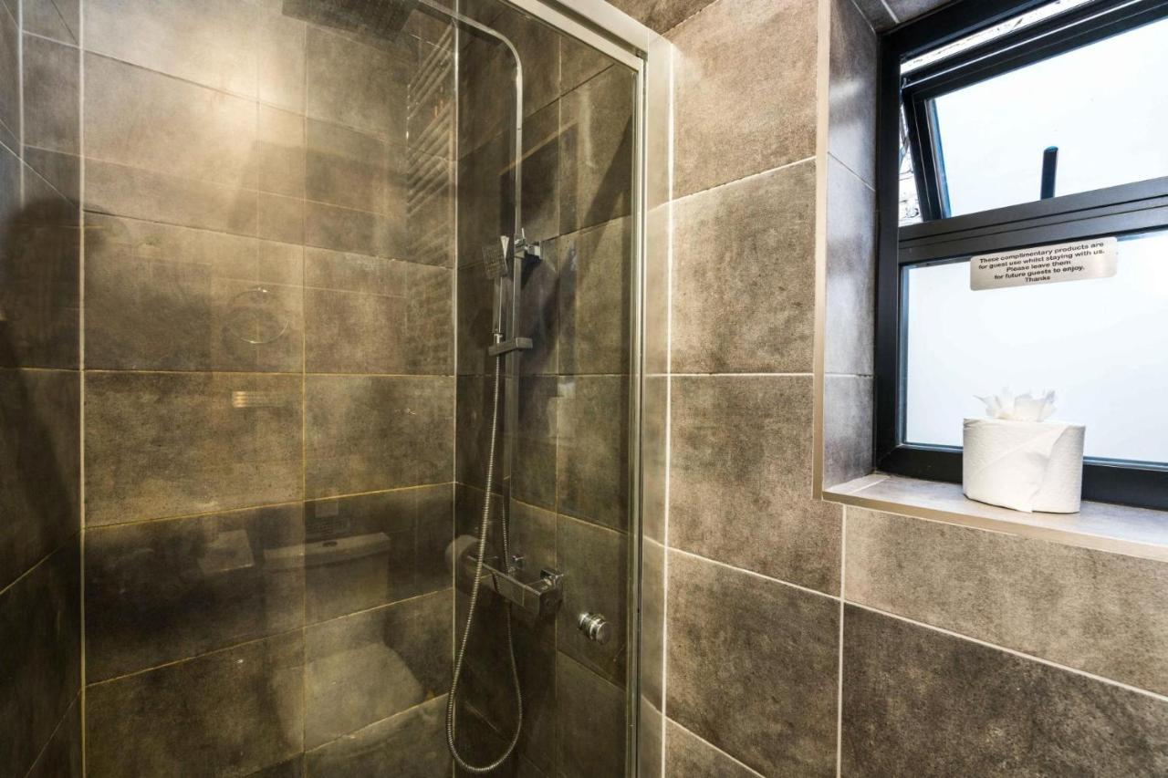 Holiday home 1 Bedroom House With An Edge In King Cross London